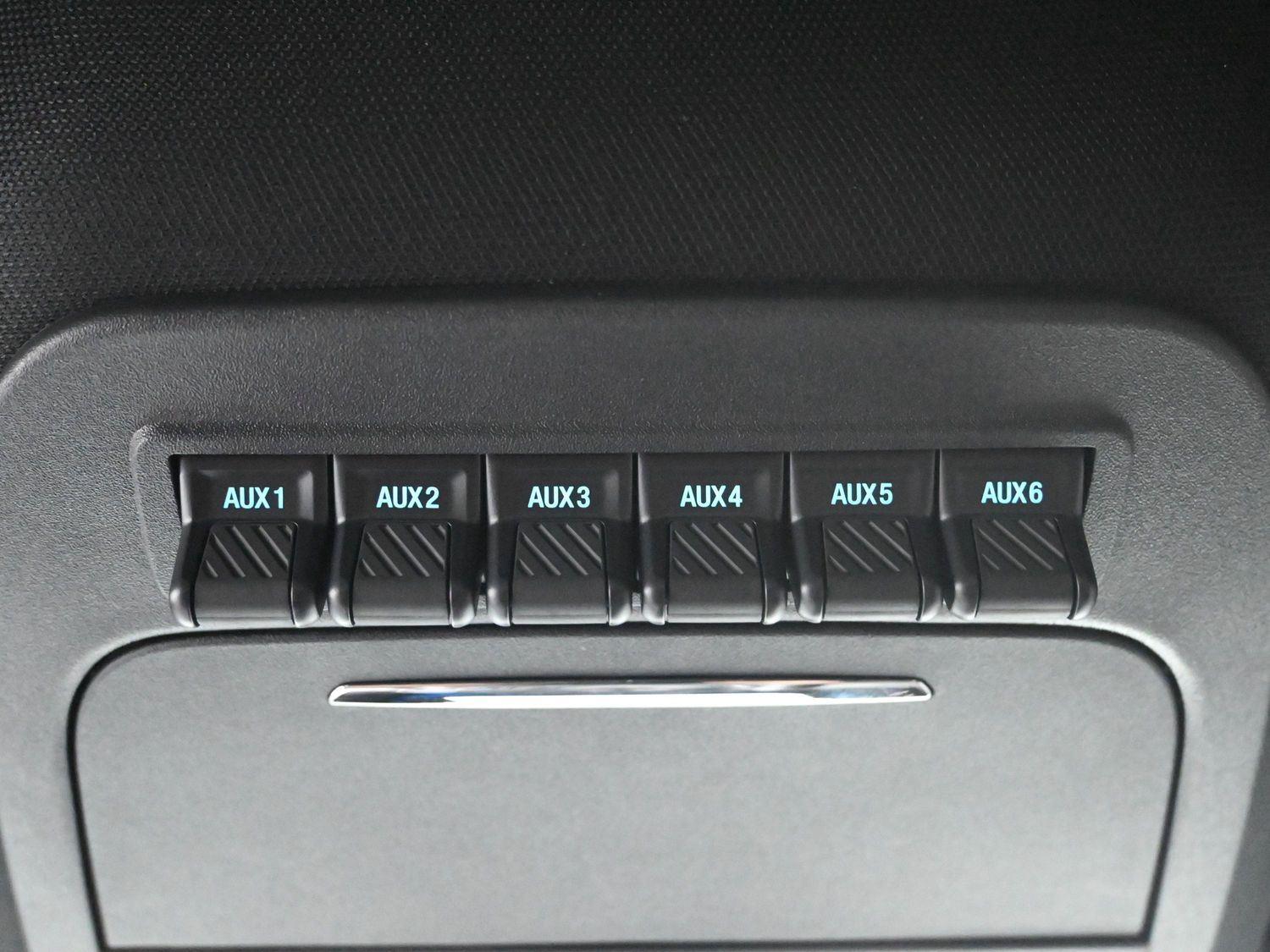 Used 2023 Star White Metallic Tri-Coat Ford Tremor image 37