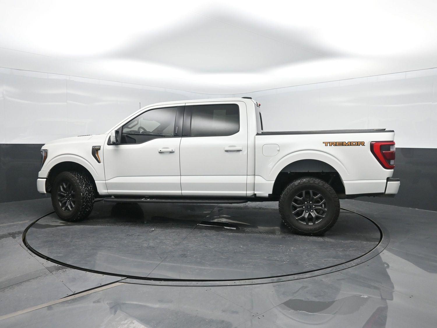Used 2023 Star White Metallic Tri-Coat Ford Tremor image 47