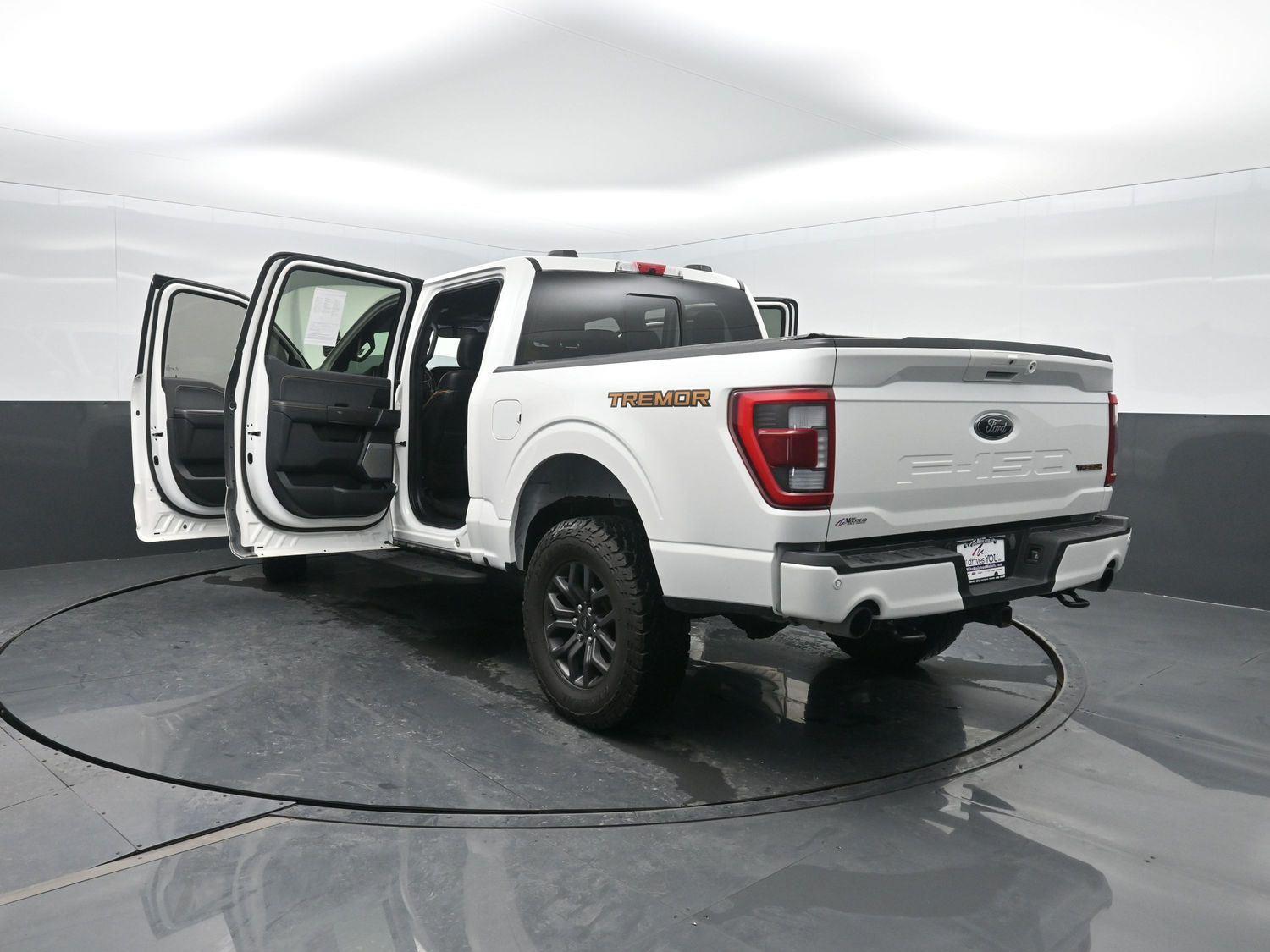 Used 2023 Star White Metallic Tri-Coat Ford Tremor image 53