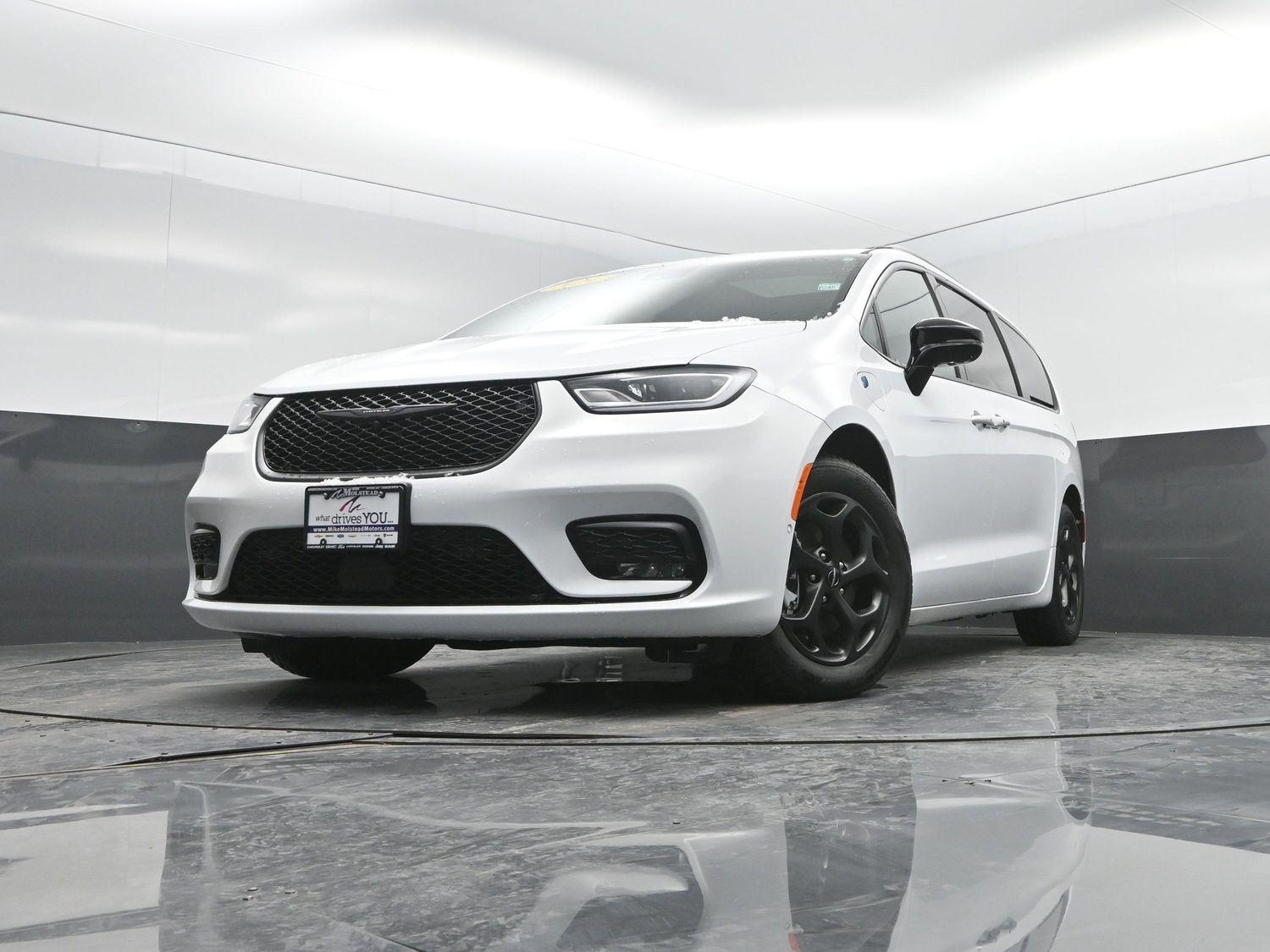 Used 2024 Bright White Clearcoat Chrysler Hybrid Premium S Appearance Pkg image 48