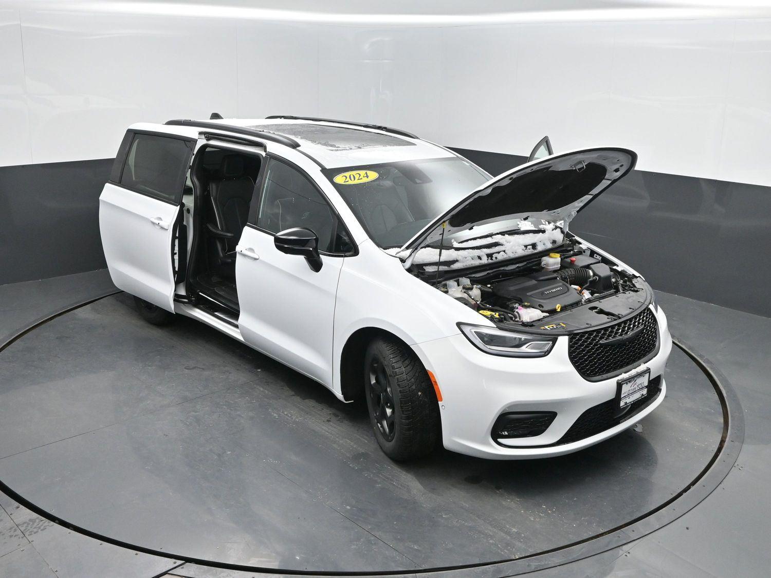 Used 2024 Bright White Clearcoat Chrysler Hybrid Premium S Appearance Pkg image 49