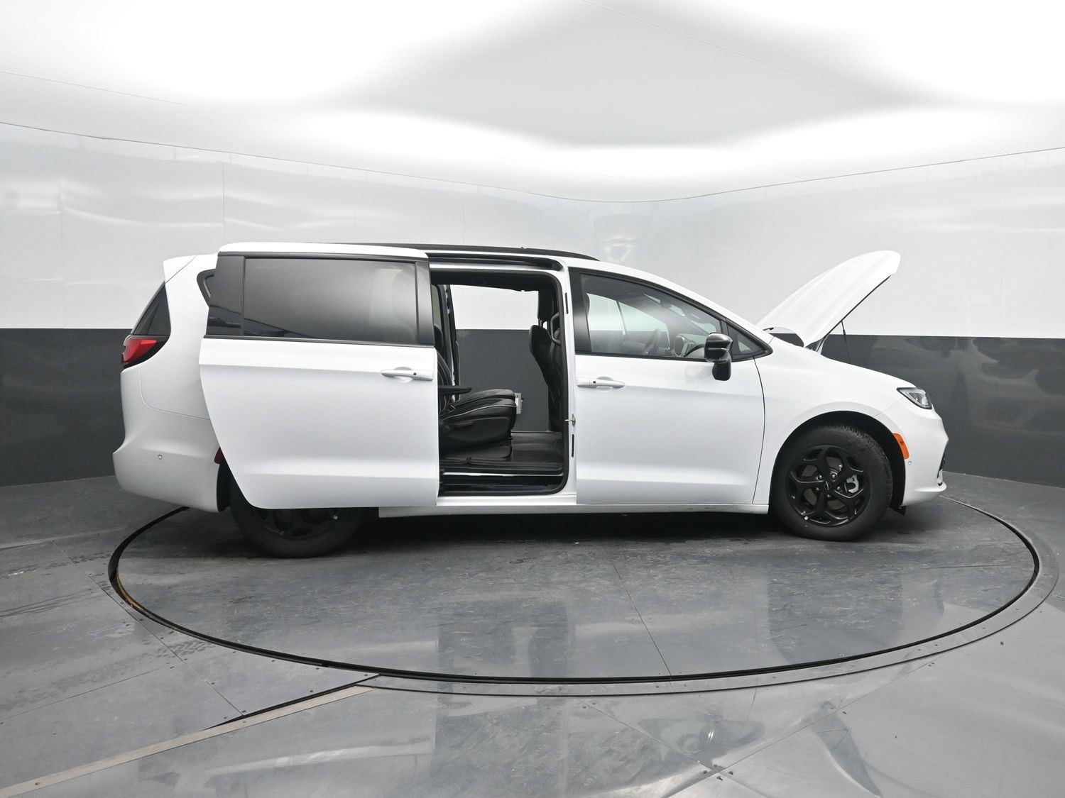 Used 2024 Bright White Clearcoat Chrysler Hybrid Premium S Appearance Pkg image 51