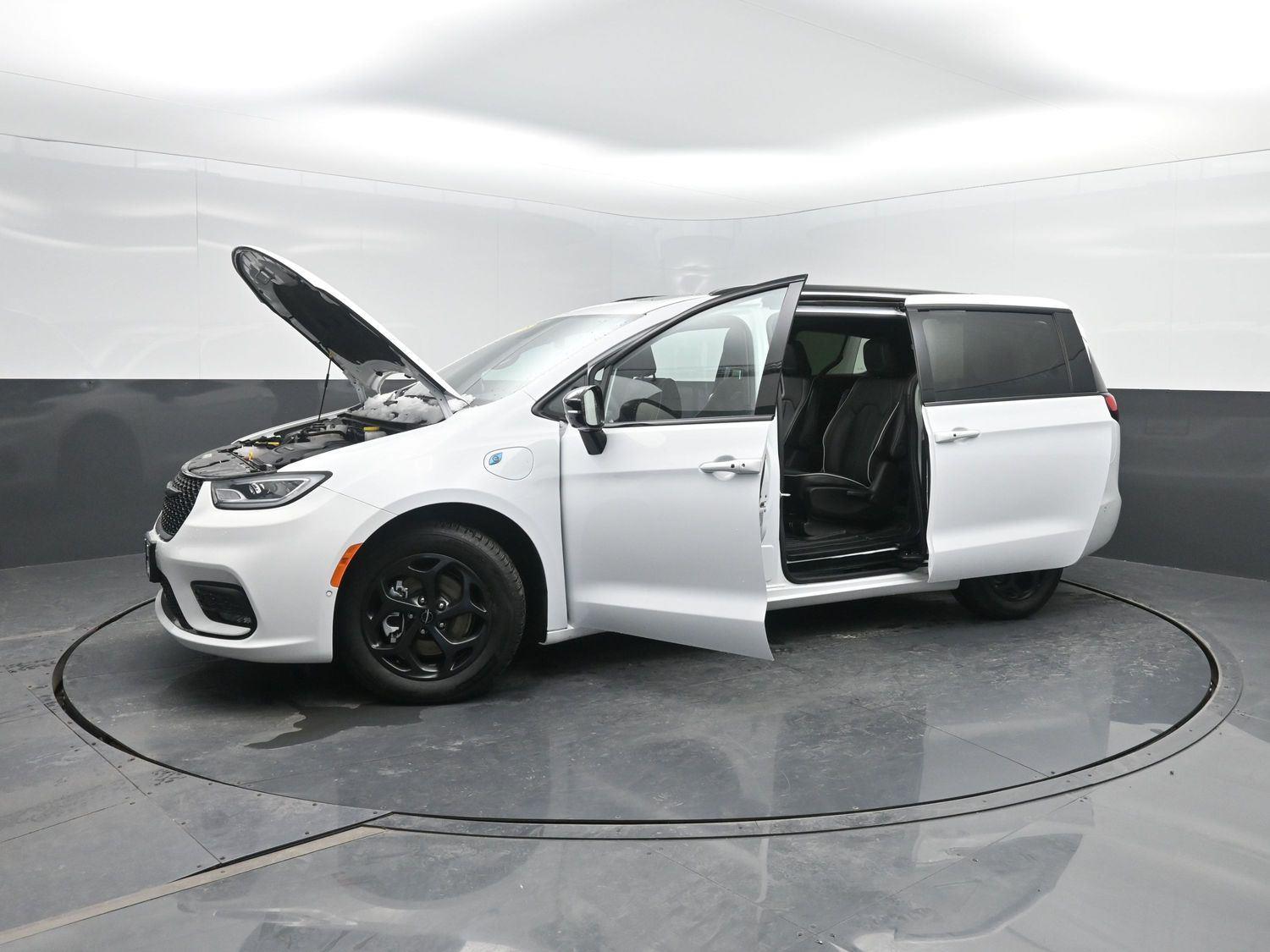 Used 2024 Bright White Clearcoat Chrysler Hybrid Premium S Appearance Pkg image 52
