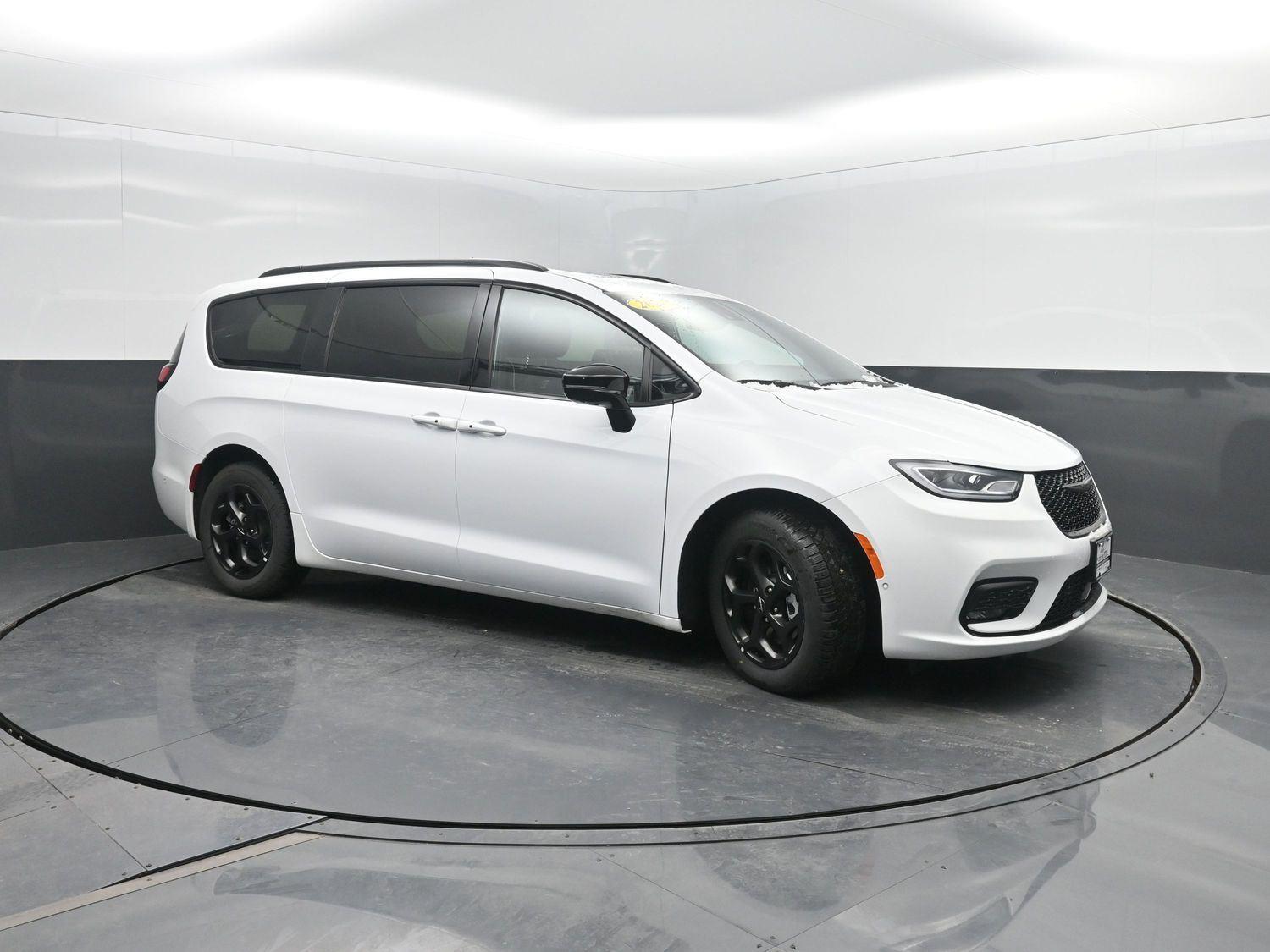Used 2024 Bright White Clearcoat Chrysler Hybrid Premium S Appearance Pkg image 4