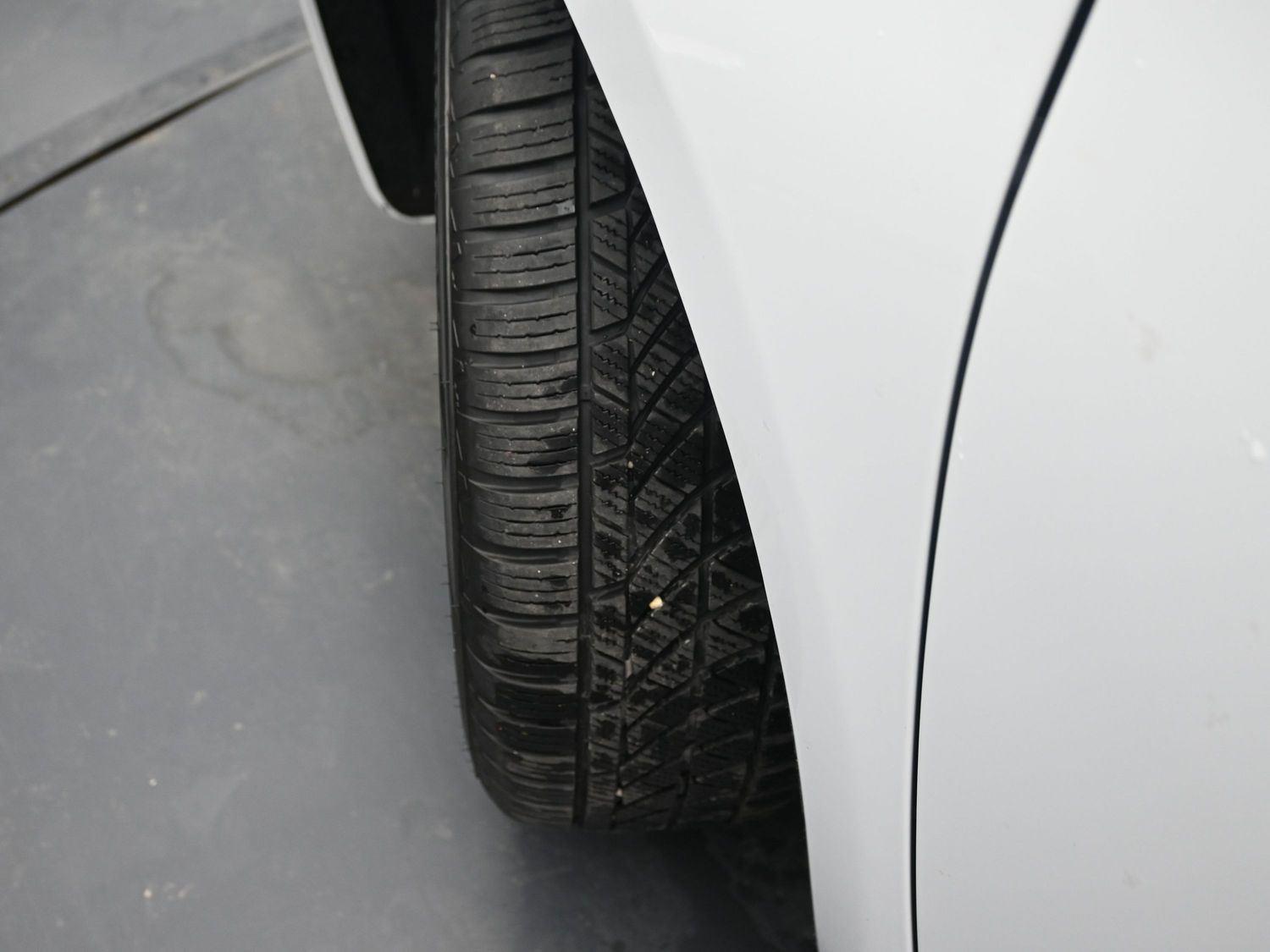 Used 2024 Bright White Clearcoat Chrysler Hybrid Premium S Appearance Pkg image 5