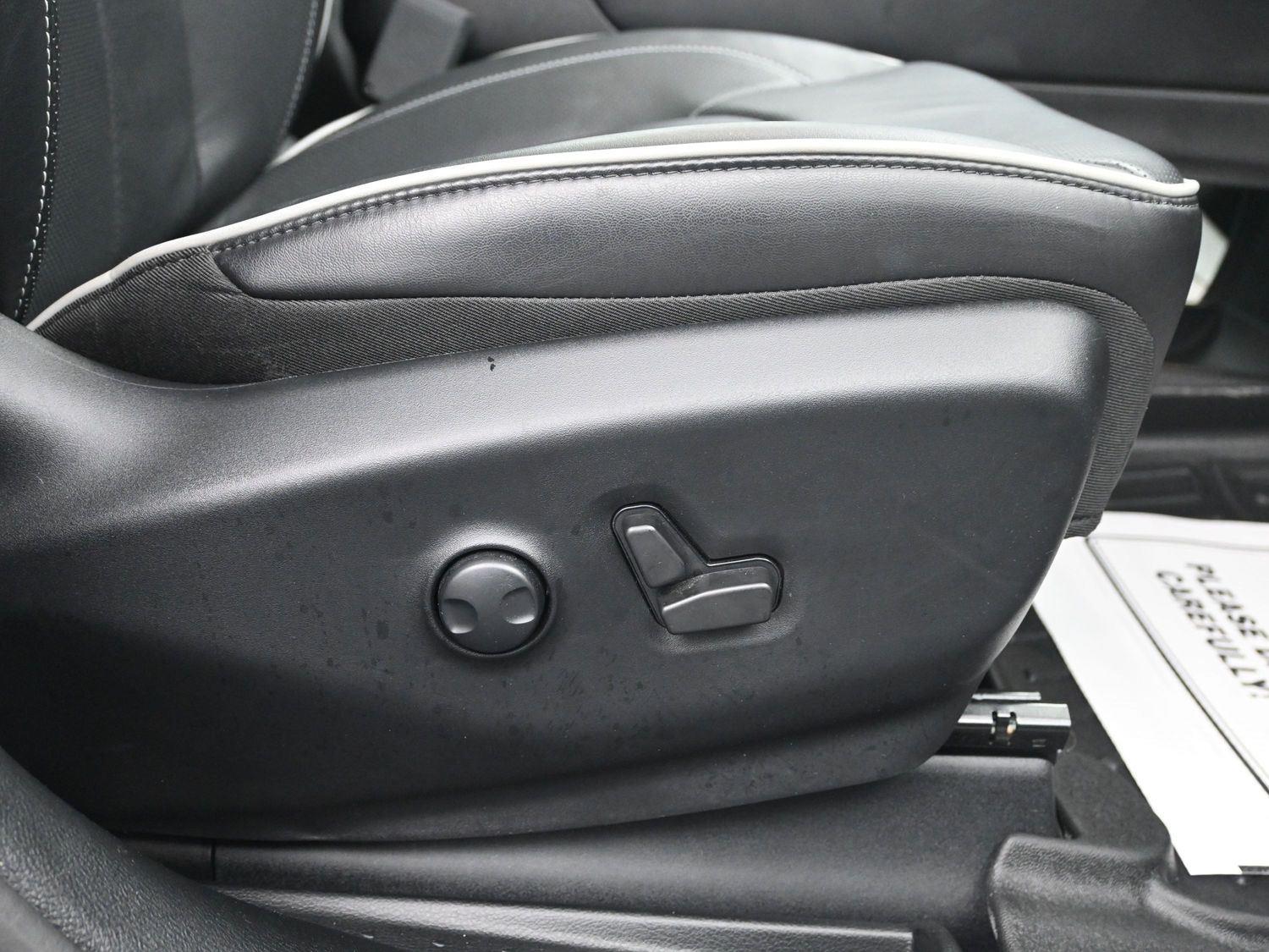 Used 2024 Bright White Clearcoat Chrysler Hybrid Premium S Appearance Pkg image 9