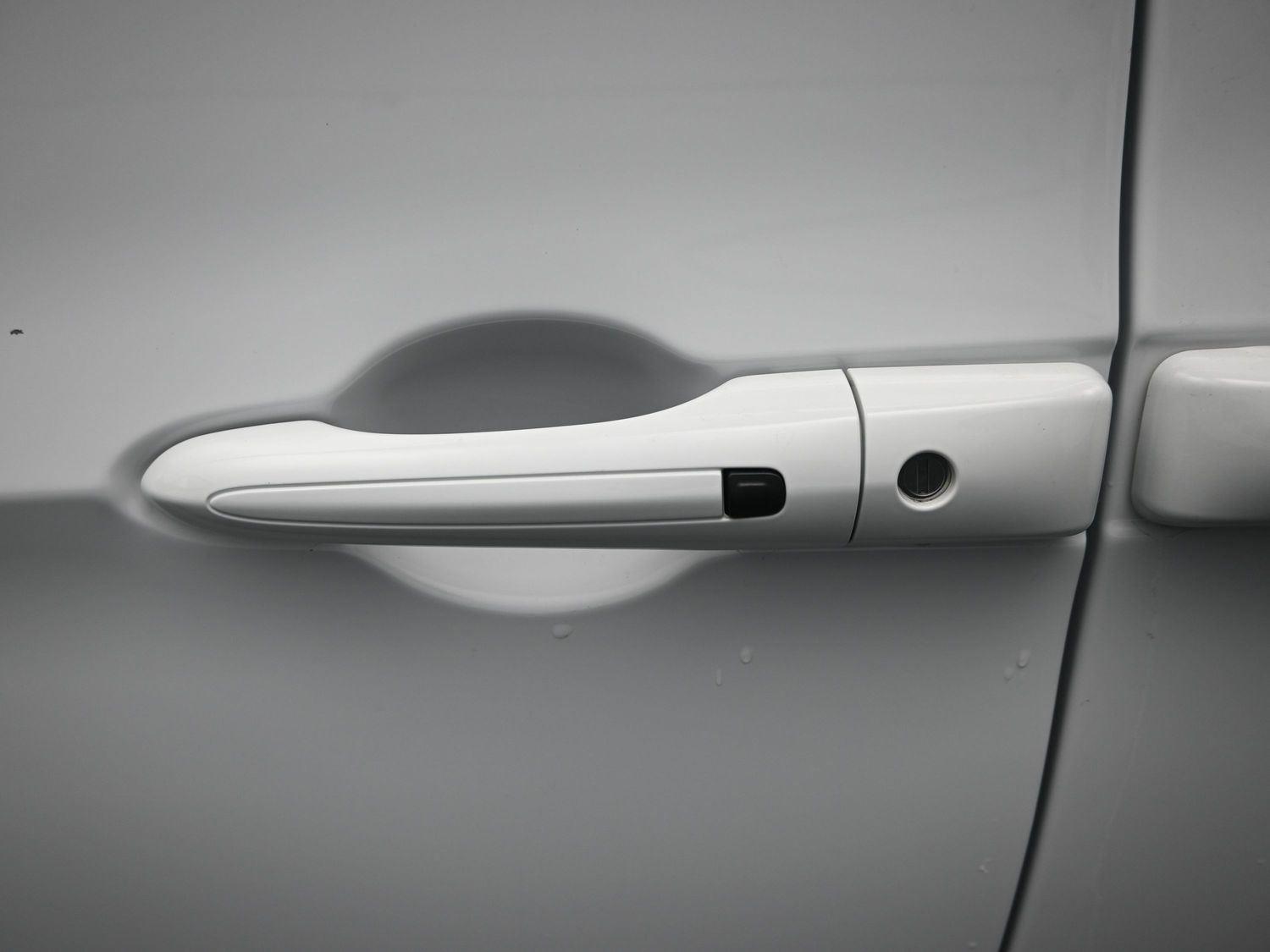 Used 2024 Bright White Clearcoat Chrysler Hybrid Premium S Appearance Pkg image 18