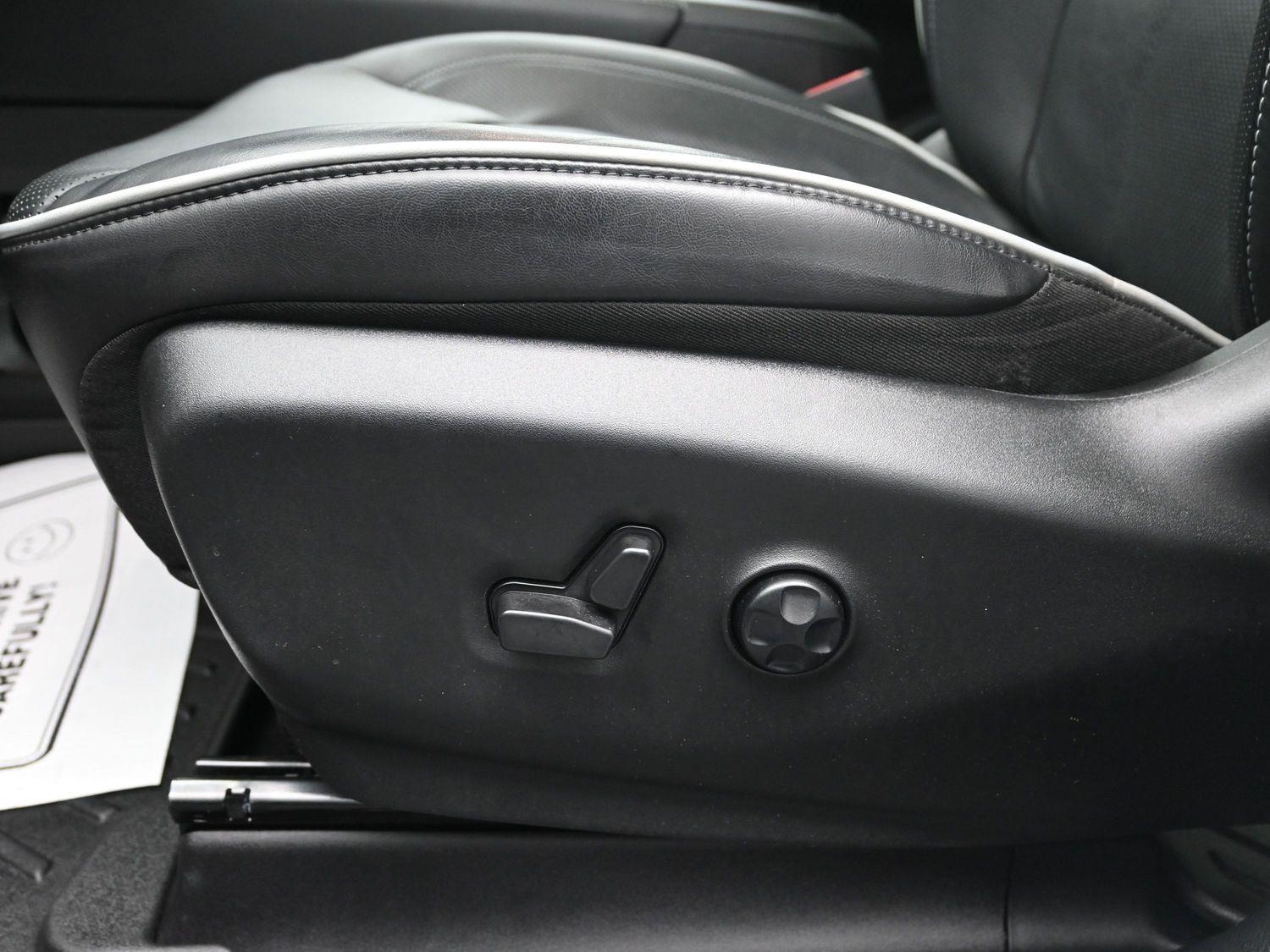 Used 2024 Bright White Clearcoat Chrysler Hybrid Premium S Appearance Pkg image 21