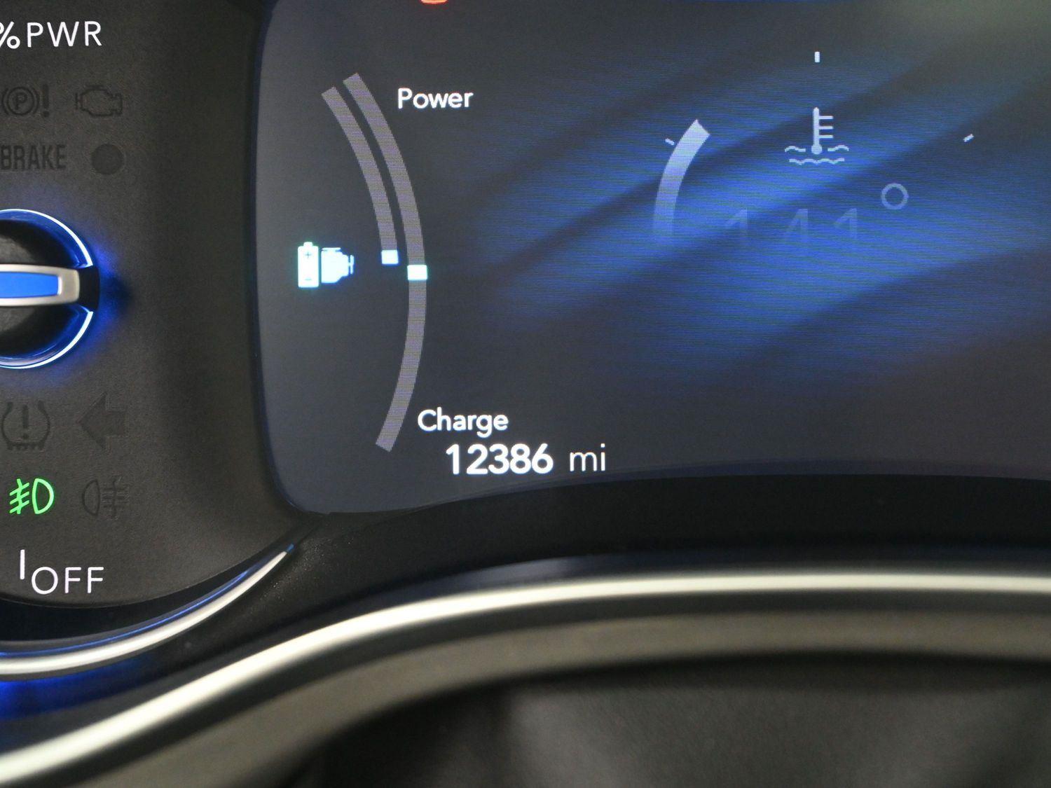 Used 2024 Bright White Clearcoat Chrysler Hybrid Premium S Appearance Pkg image 28