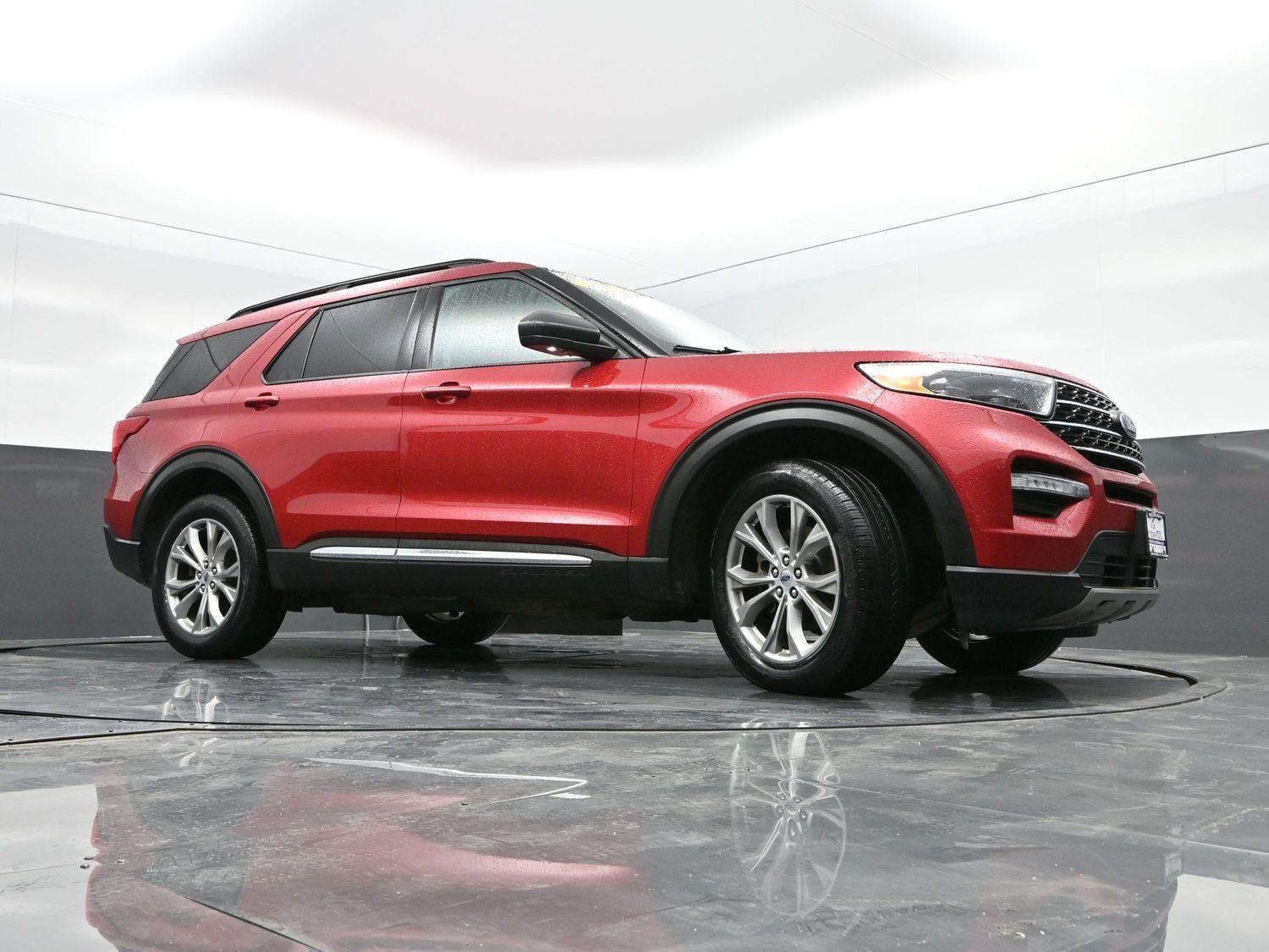 Used 2021 Rapid Red Metallic Tinted Clearcoat Ford XLT image 34