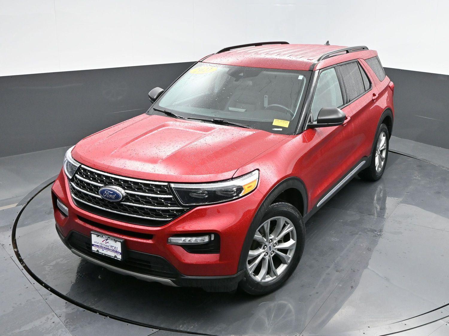 Used 2021 Rapid Red Metallic Tinted Clearcoat Ford XLT image 35