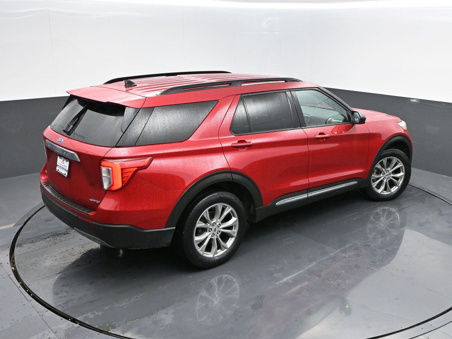 Used 2021 Rapid Red Metallic Tinted Clearcoat Ford XLT image 37