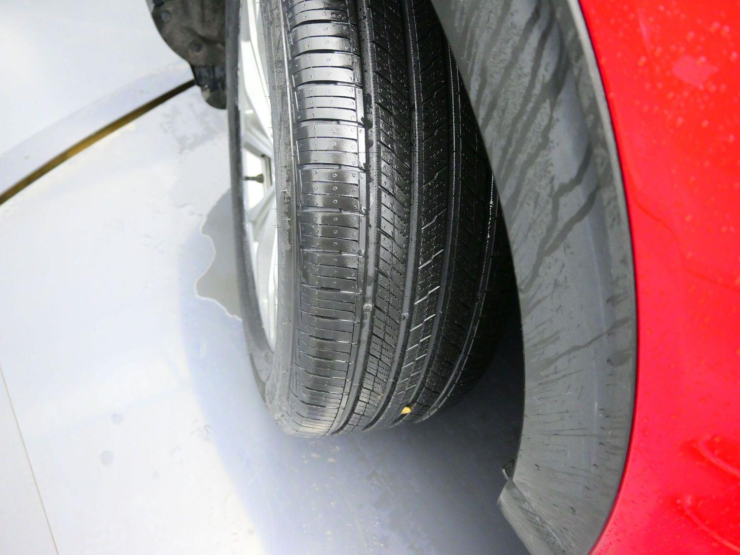 Used 2021 Rapid Red Metallic Tinted Clearcoat Ford XLT image 4