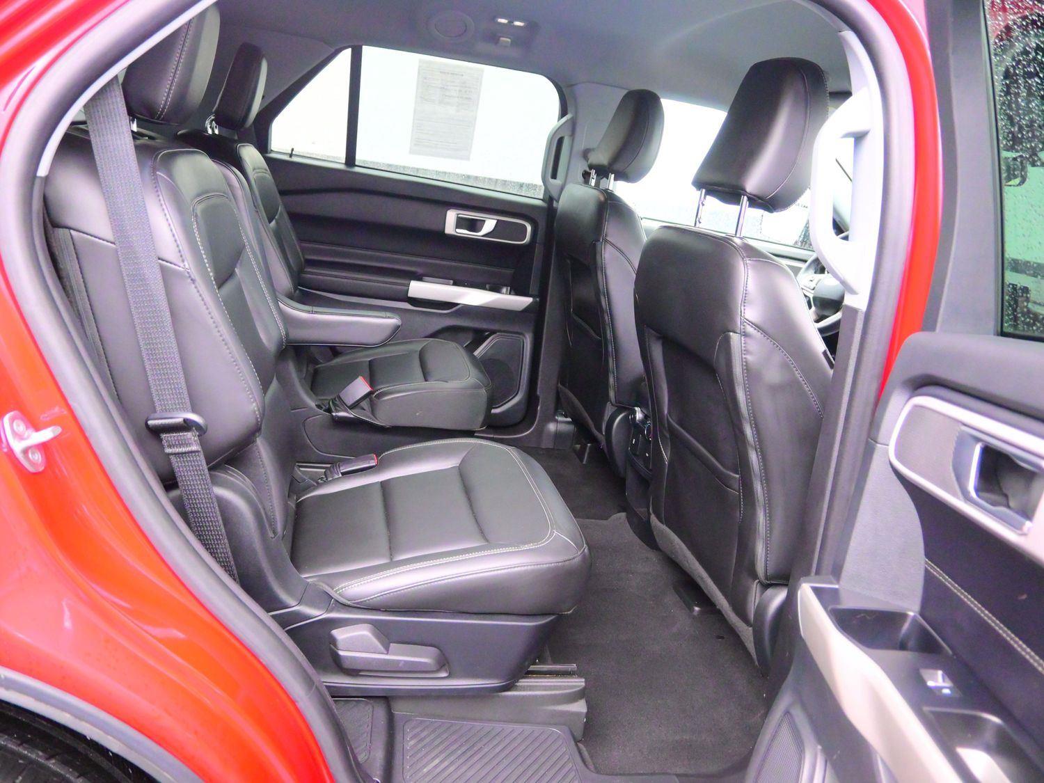 Used 2021 Rapid Red Metallic Tinted Clearcoat Ford XLT image 8