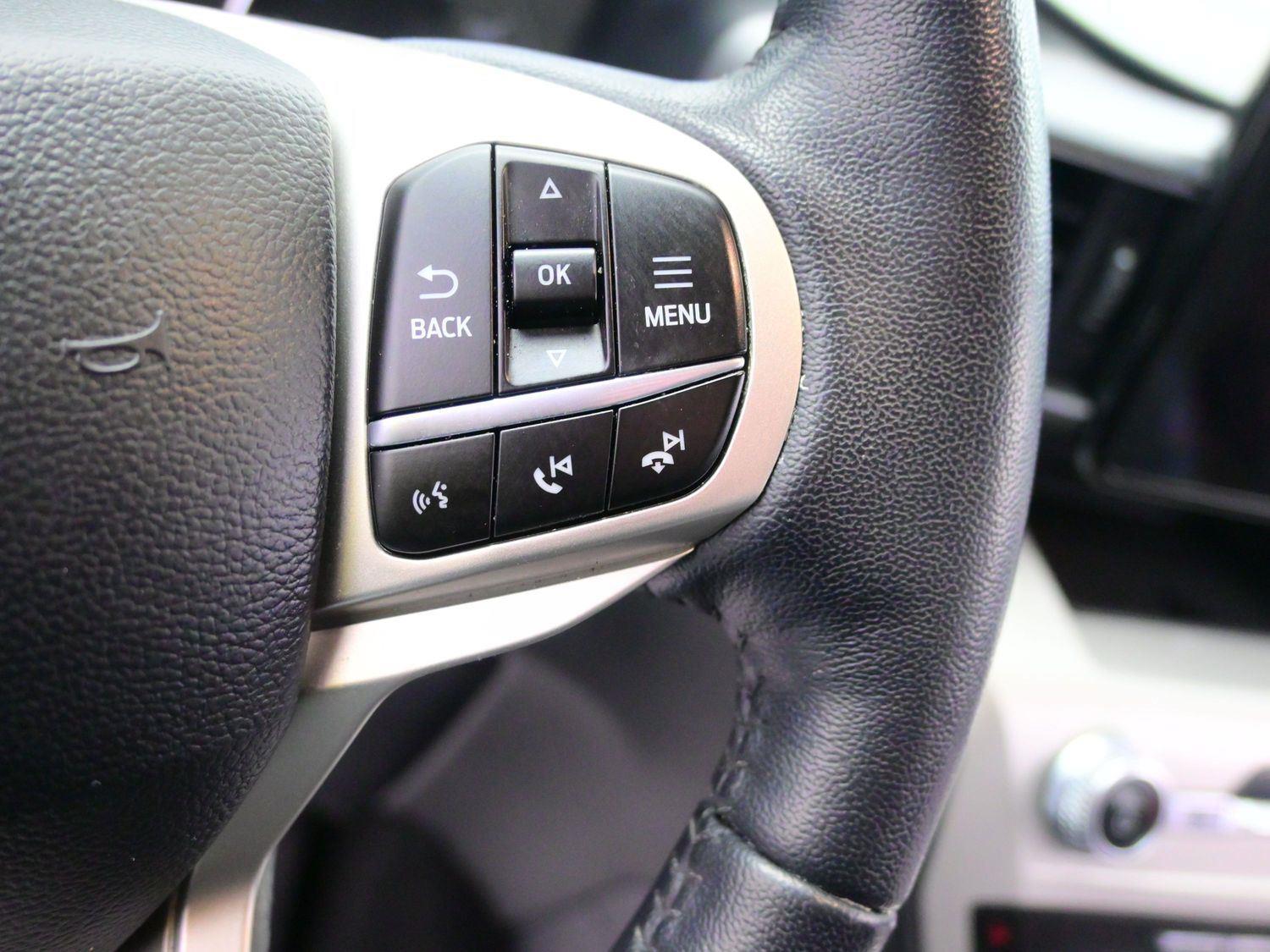 Used 2021 Rapid Red Metallic Tinted Clearcoat Ford XLT image 22