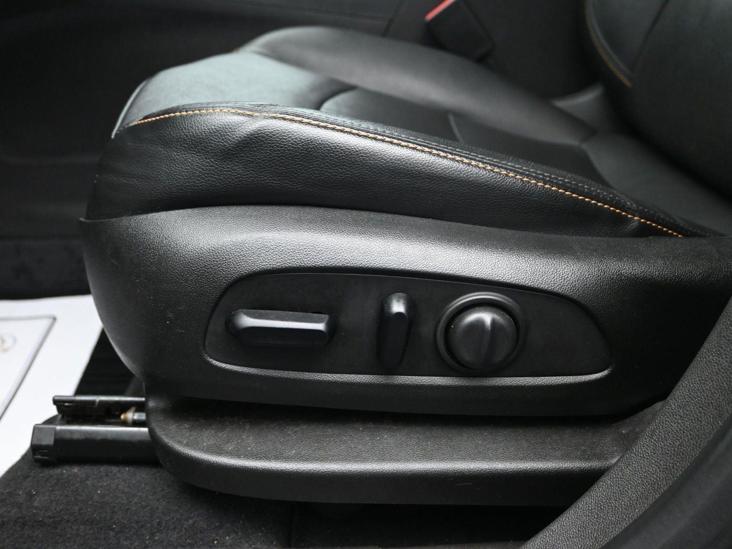 Used 2021 Mosaic Black Metallic Chevrolet LT image 21