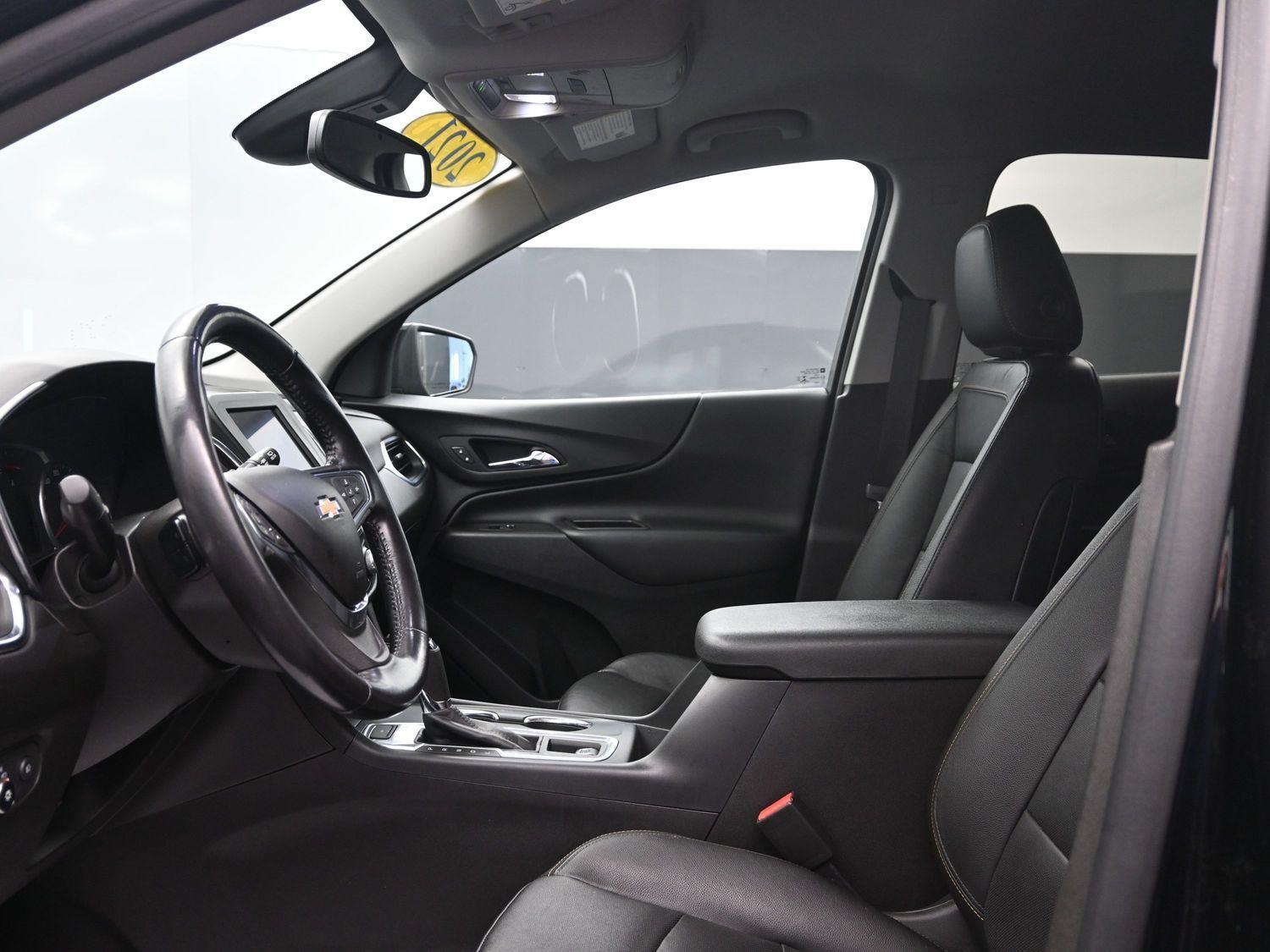 Used 2021 Mosaic Black Metallic Chevrolet LT image 22