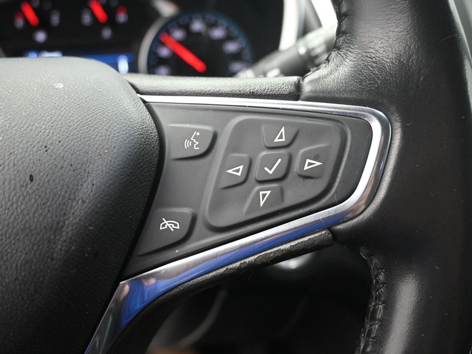 Used 2021 Mosaic Black Metallic Chevrolet LT image 25