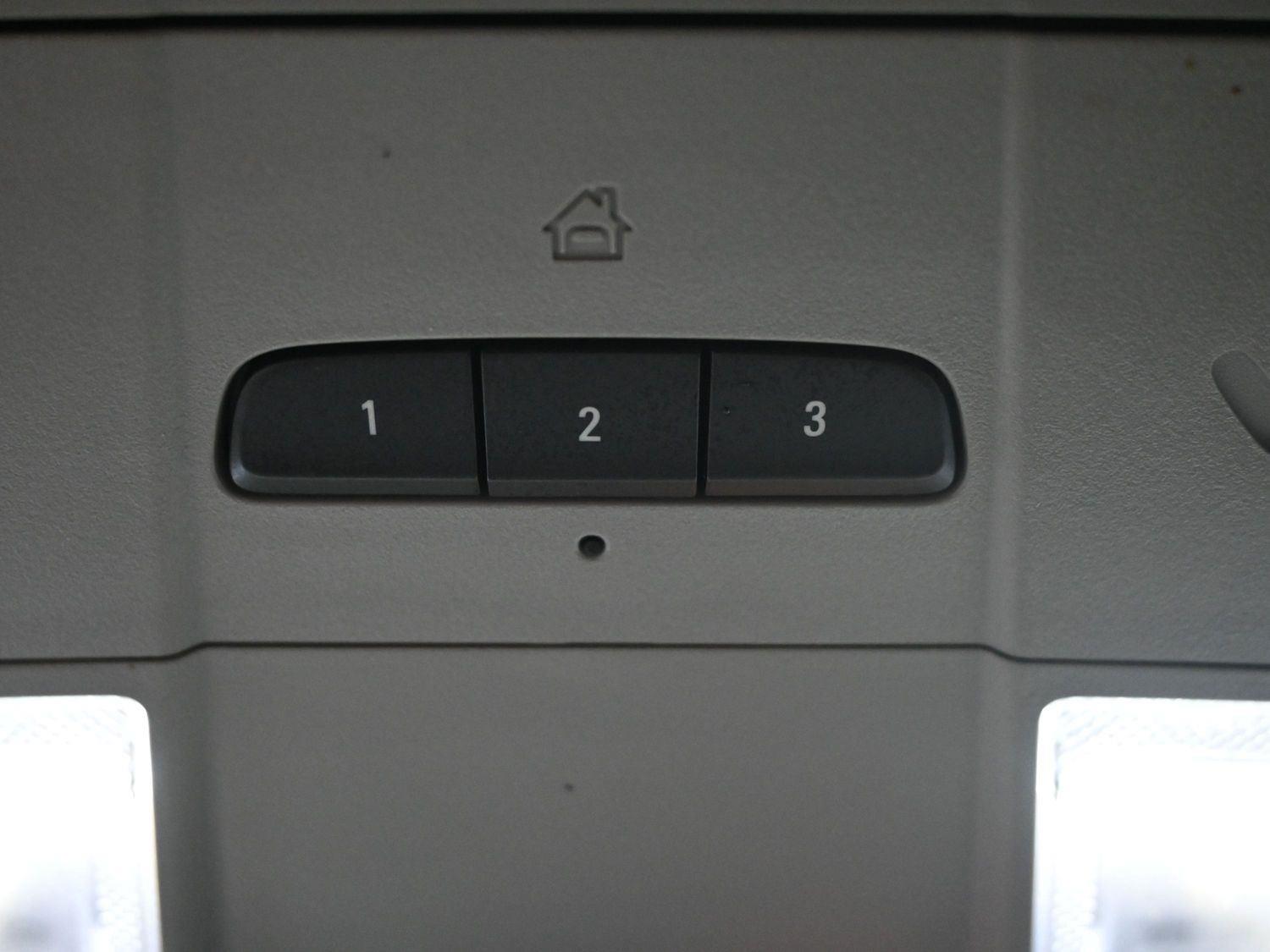 Used 2021 Mosaic Black Metallic Chevrolet LT image 31