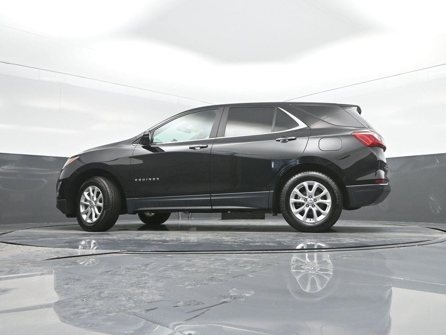Used 2021 Mosaic Black Metallic Chevrolet LT image 33