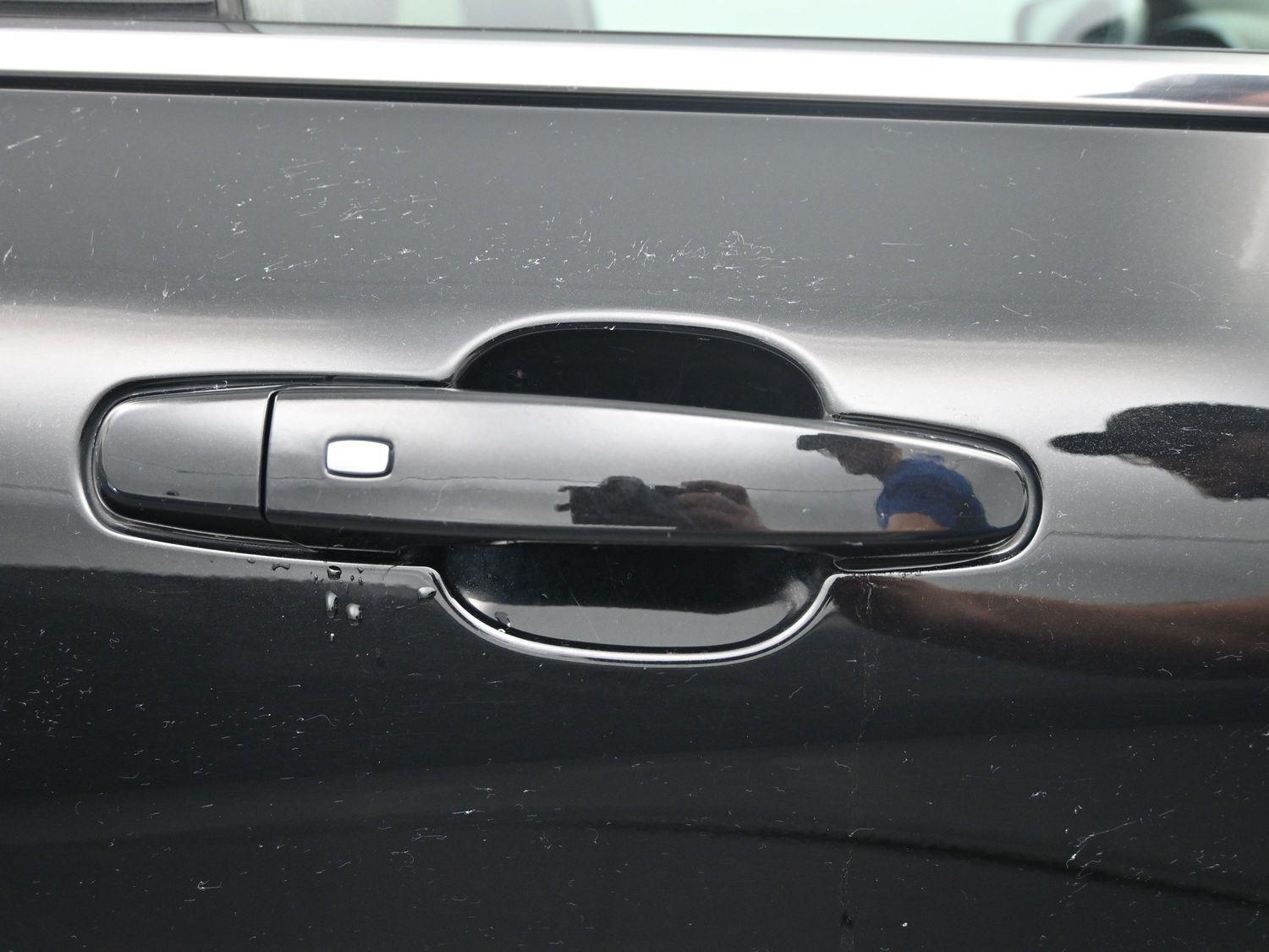 Used 2021 Mosaic Black Metallic Chevrolet LT image 7