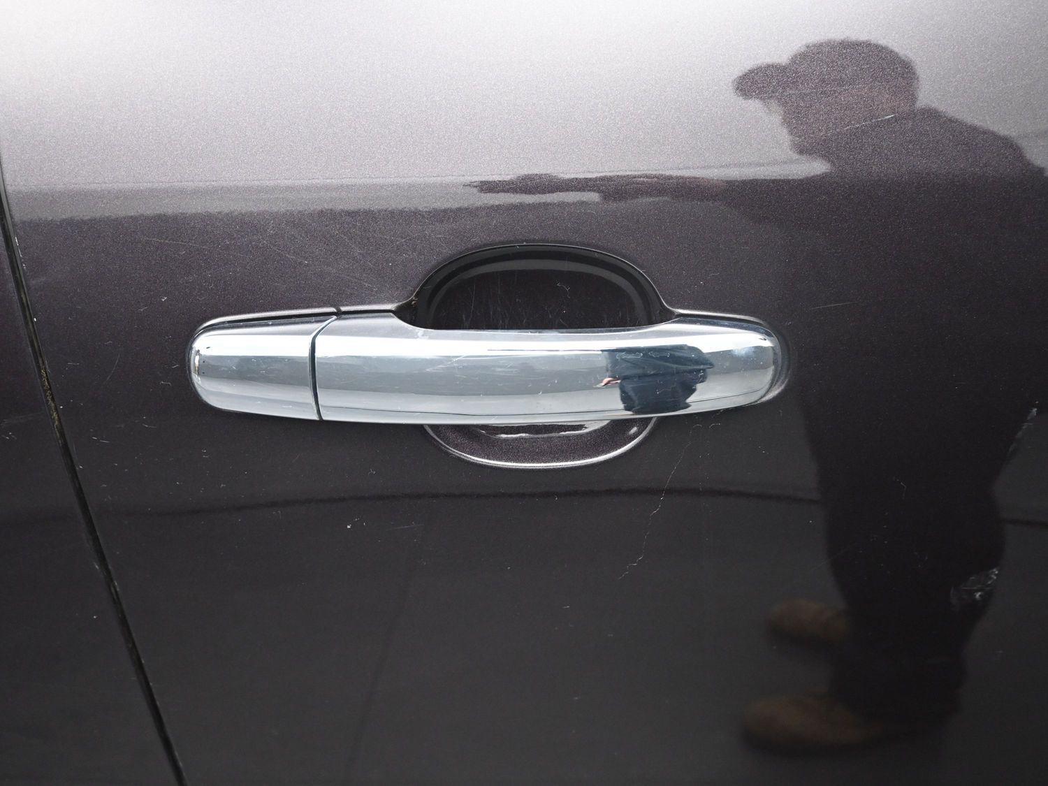 Used 2016 Midnight Amethyst Metallic Buick Leather image 6