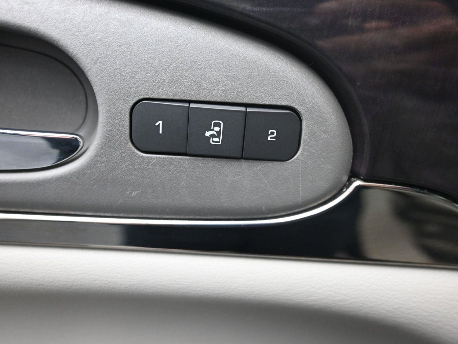 Used 2016 Midnight Amethyst Metallic Buick Leather image 21