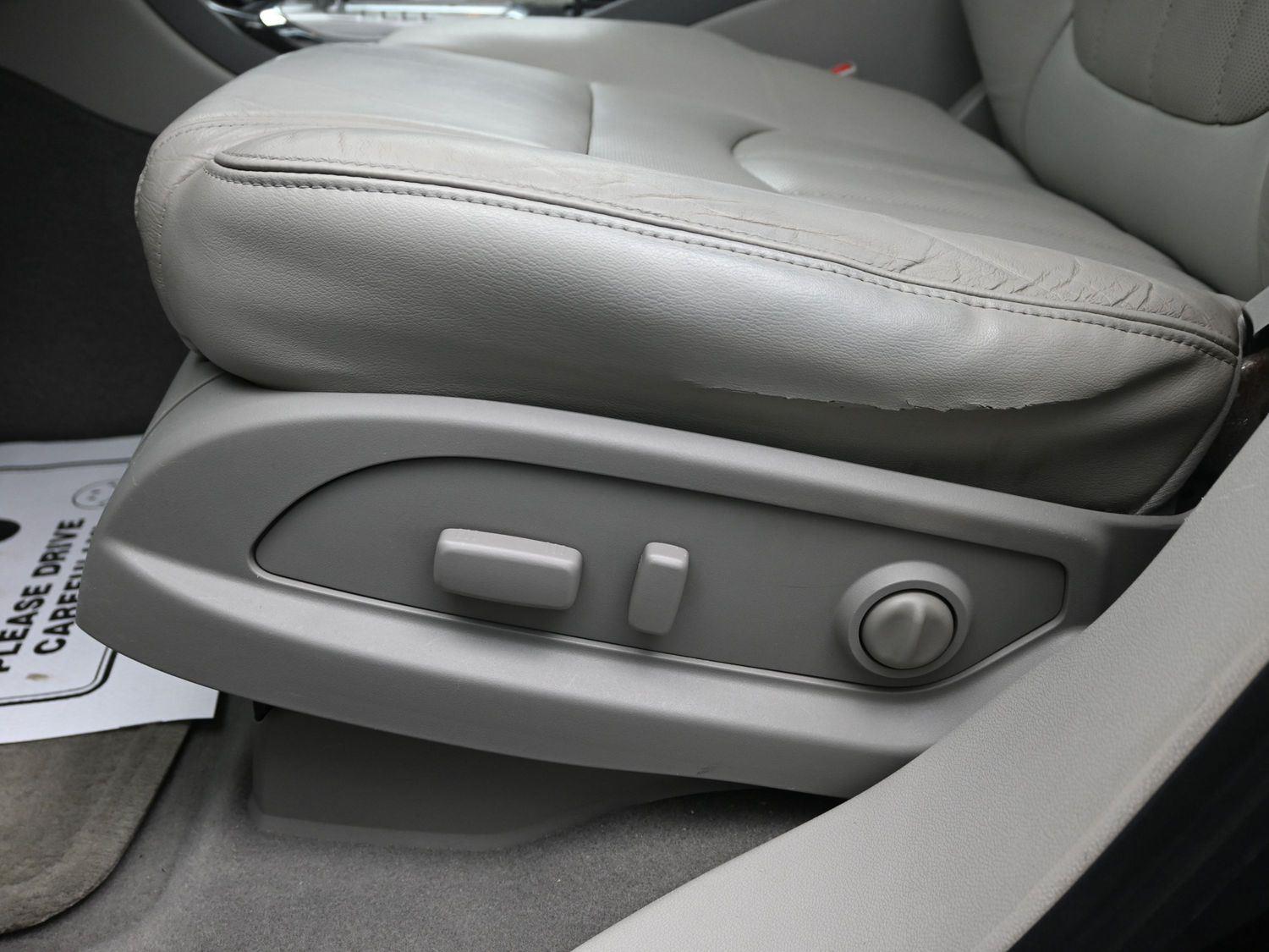 Used 2016 Midnight Amethyst Metallic Buick Leather image 22