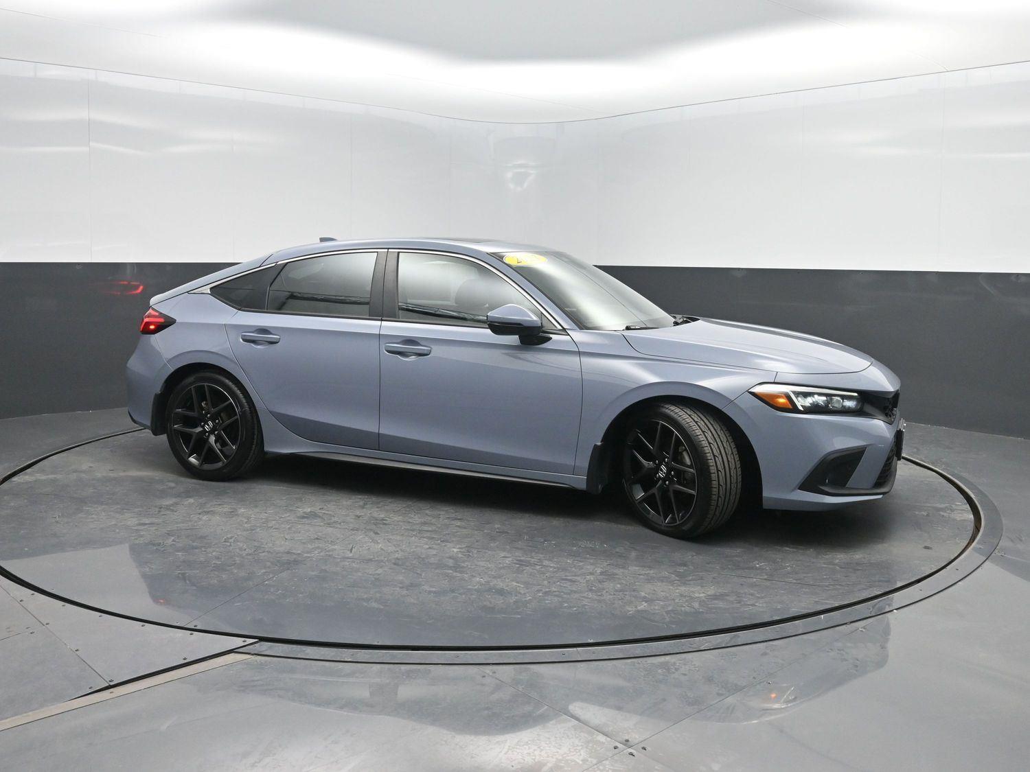 Used 2023 Sonic Gray Pearl Honda Sport Touring image 3