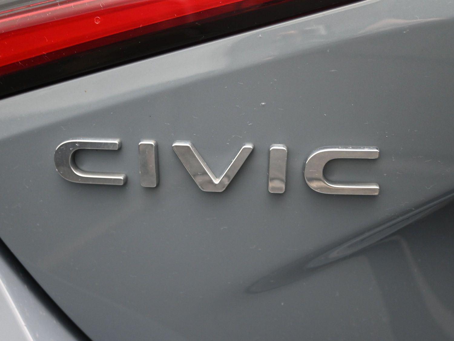 Used 2023 Sonic Gray Pearl Honda Sport Touring image 14