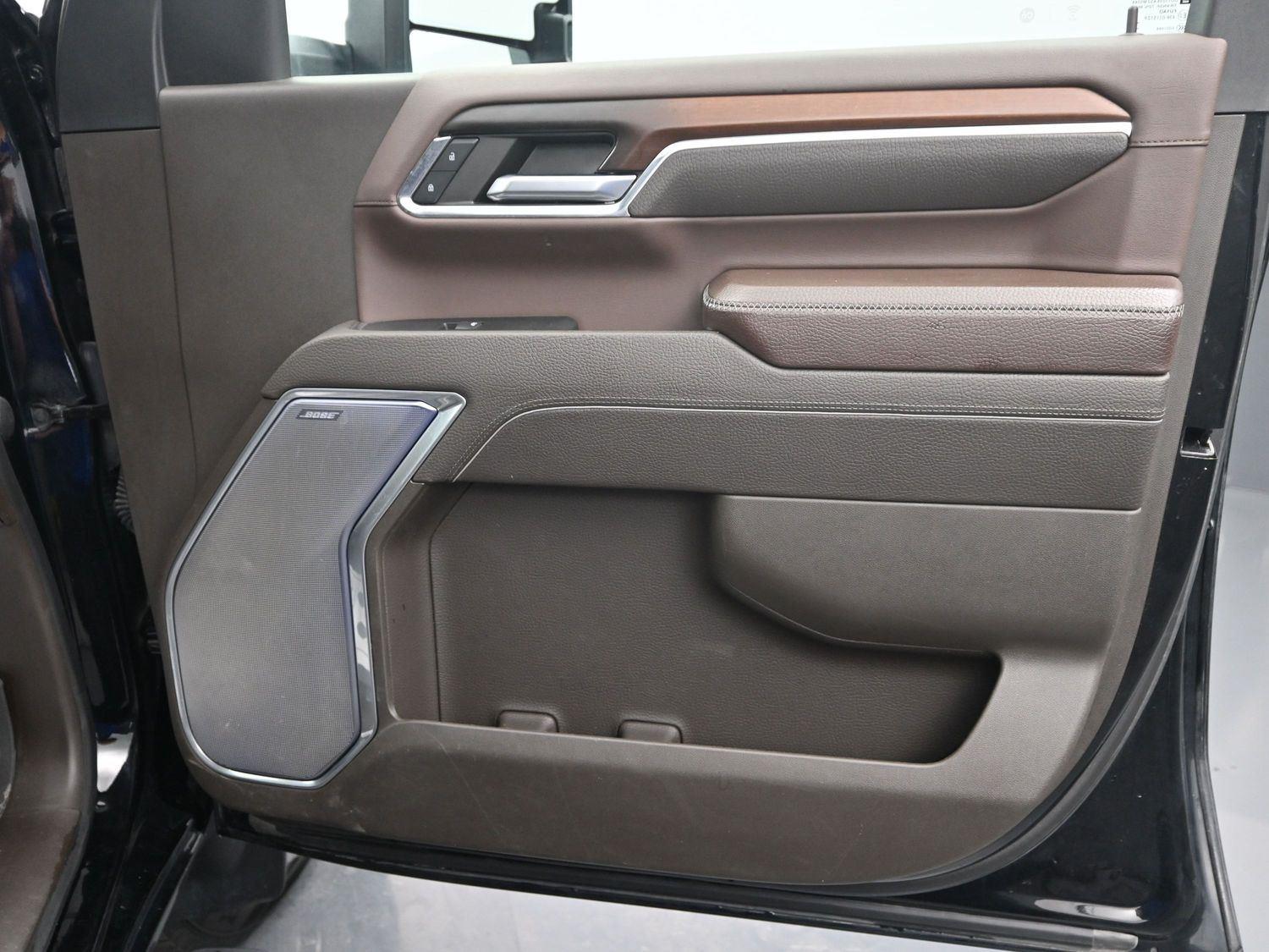 Used 2024 Onyx Black GMC Denali image 10