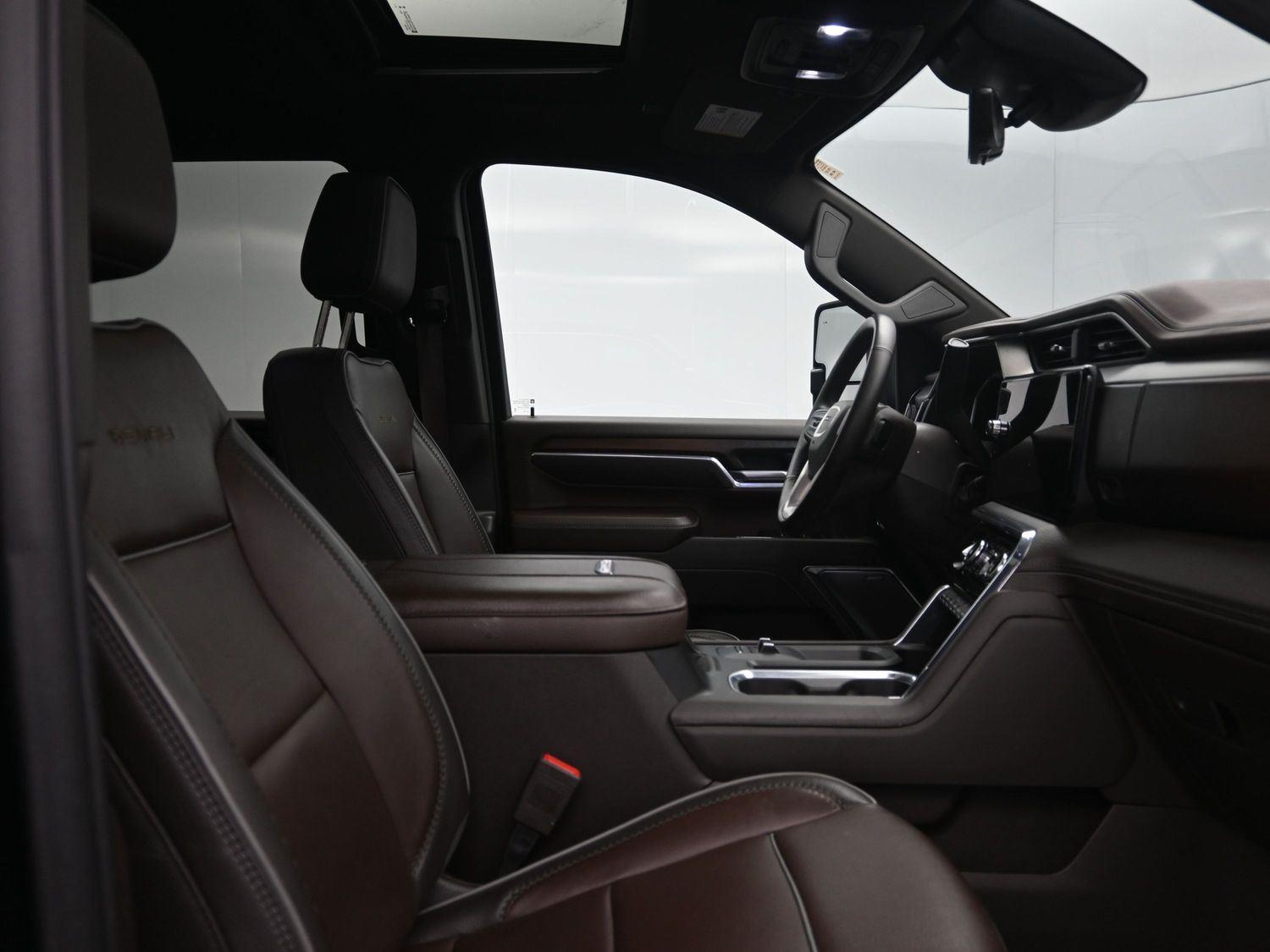 Used 2024 Onyx Black GMC Denali image 13