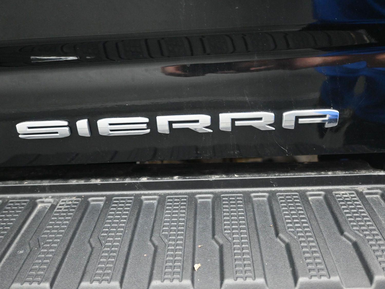 Used 2024 Onyx Black GMC Denali image 17