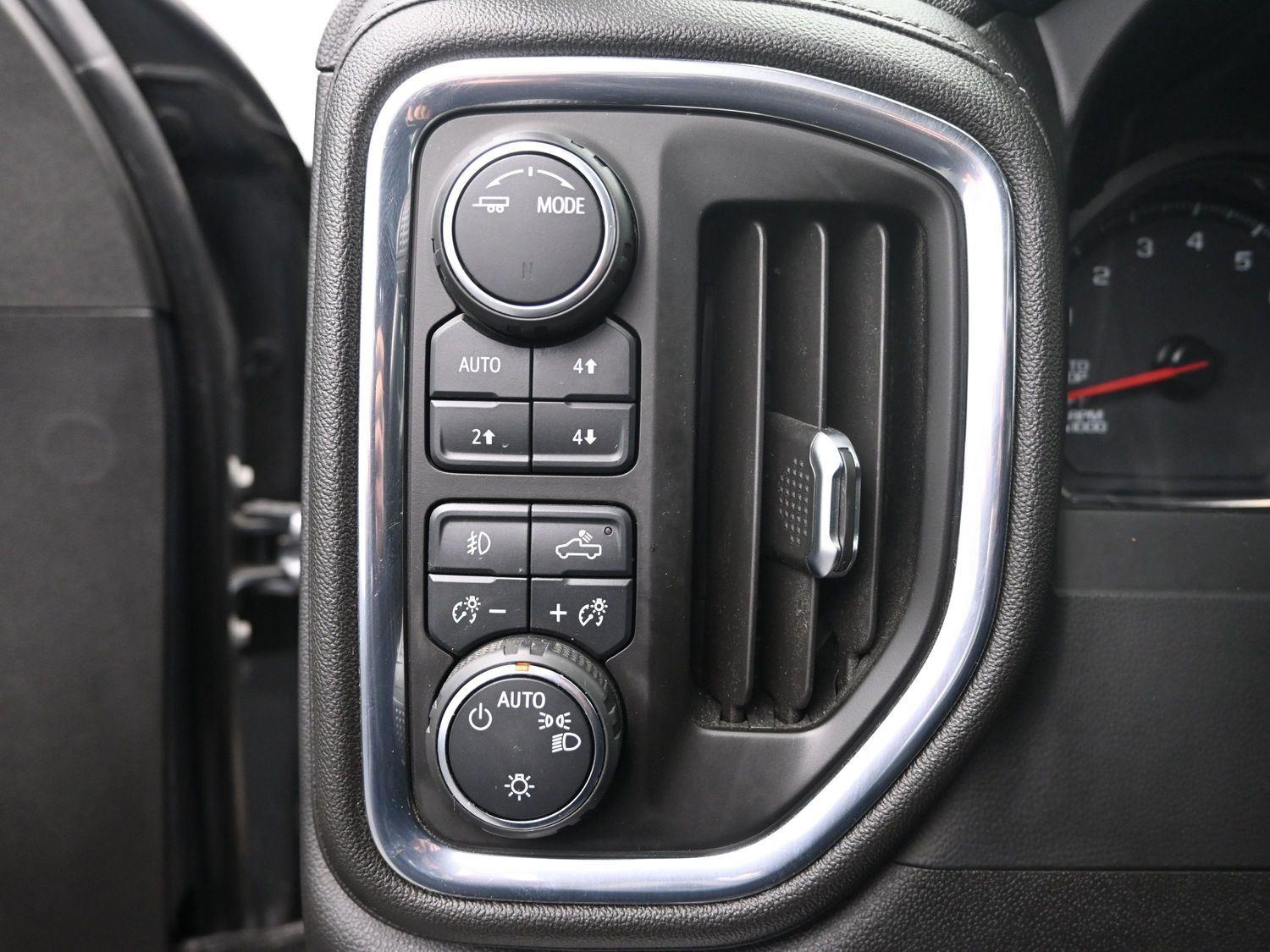 Used 2021 Satin Steel Metallic Chevrolet RST image 21