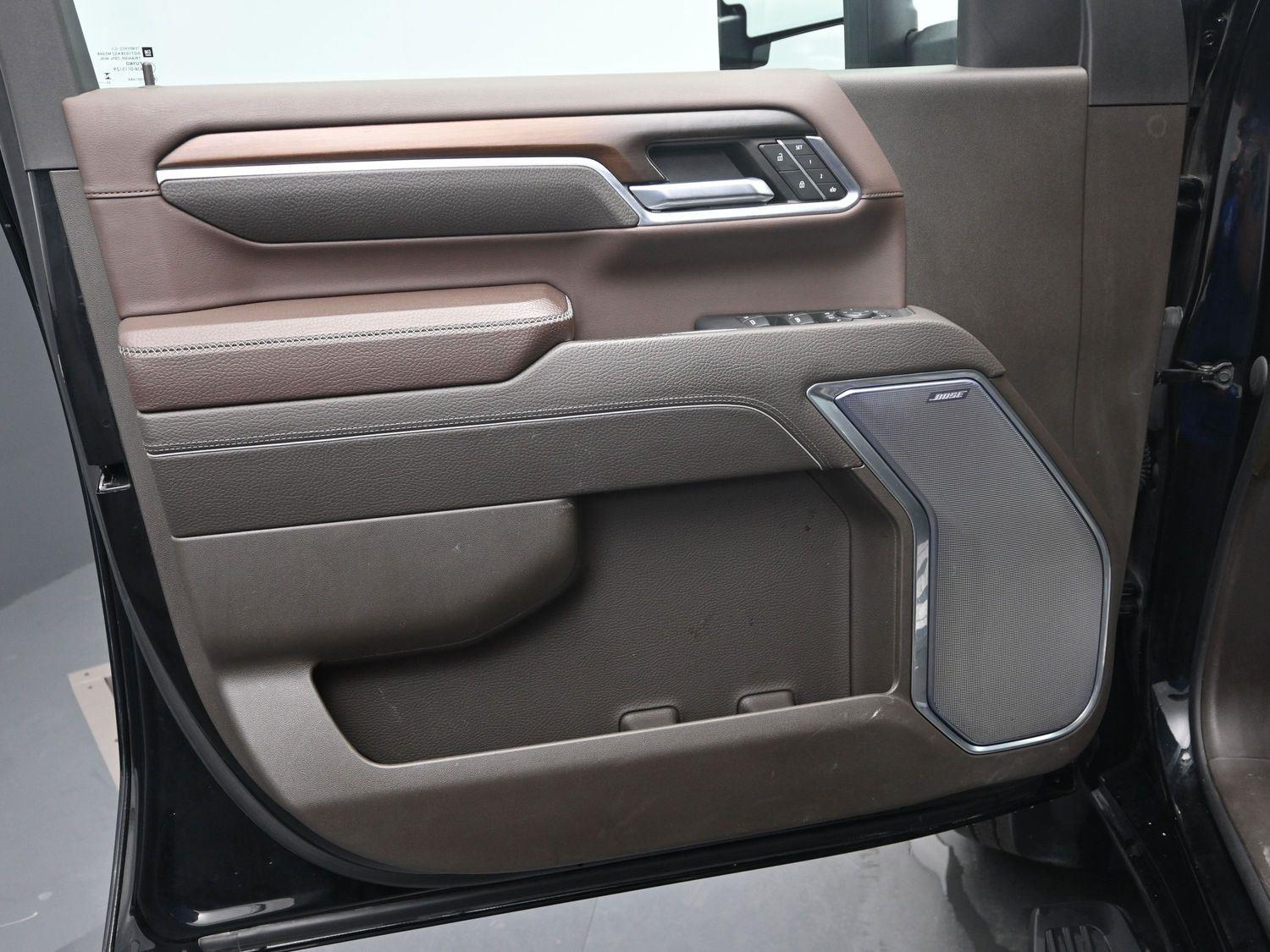 Used 2024 Onyx Black GMC Denali image 23