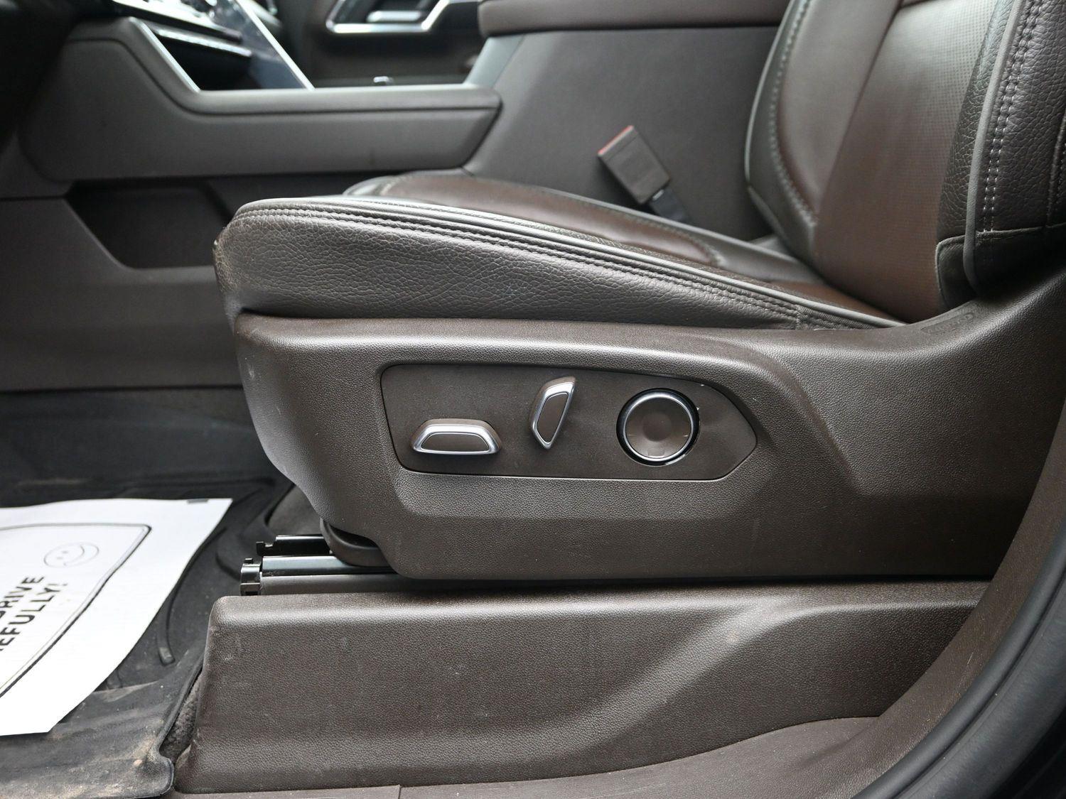 Used 2024 Onyx Black GMC Denali image 25