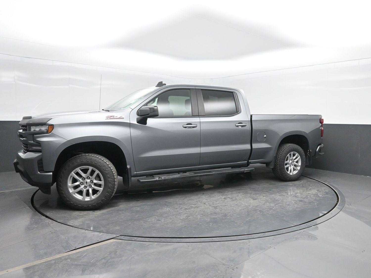 Used 2021 Satin Steel Metallic Chevrolet RST image 40