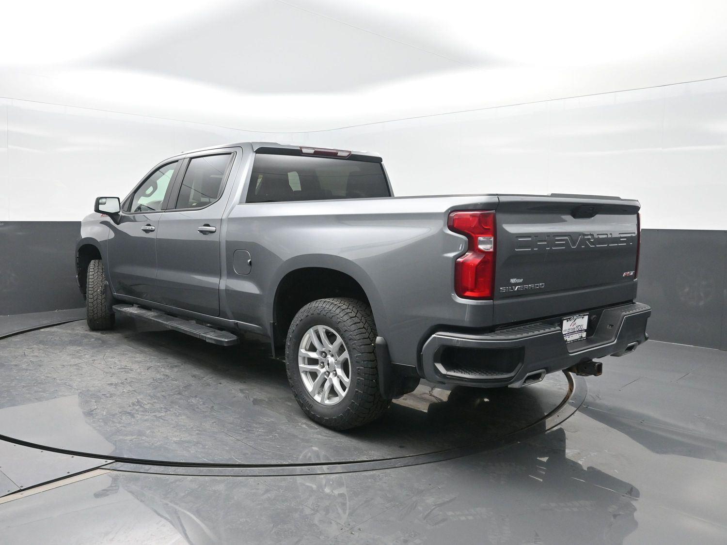 Used 2021 Satin Steel Metallic Chevrolet RST image 42