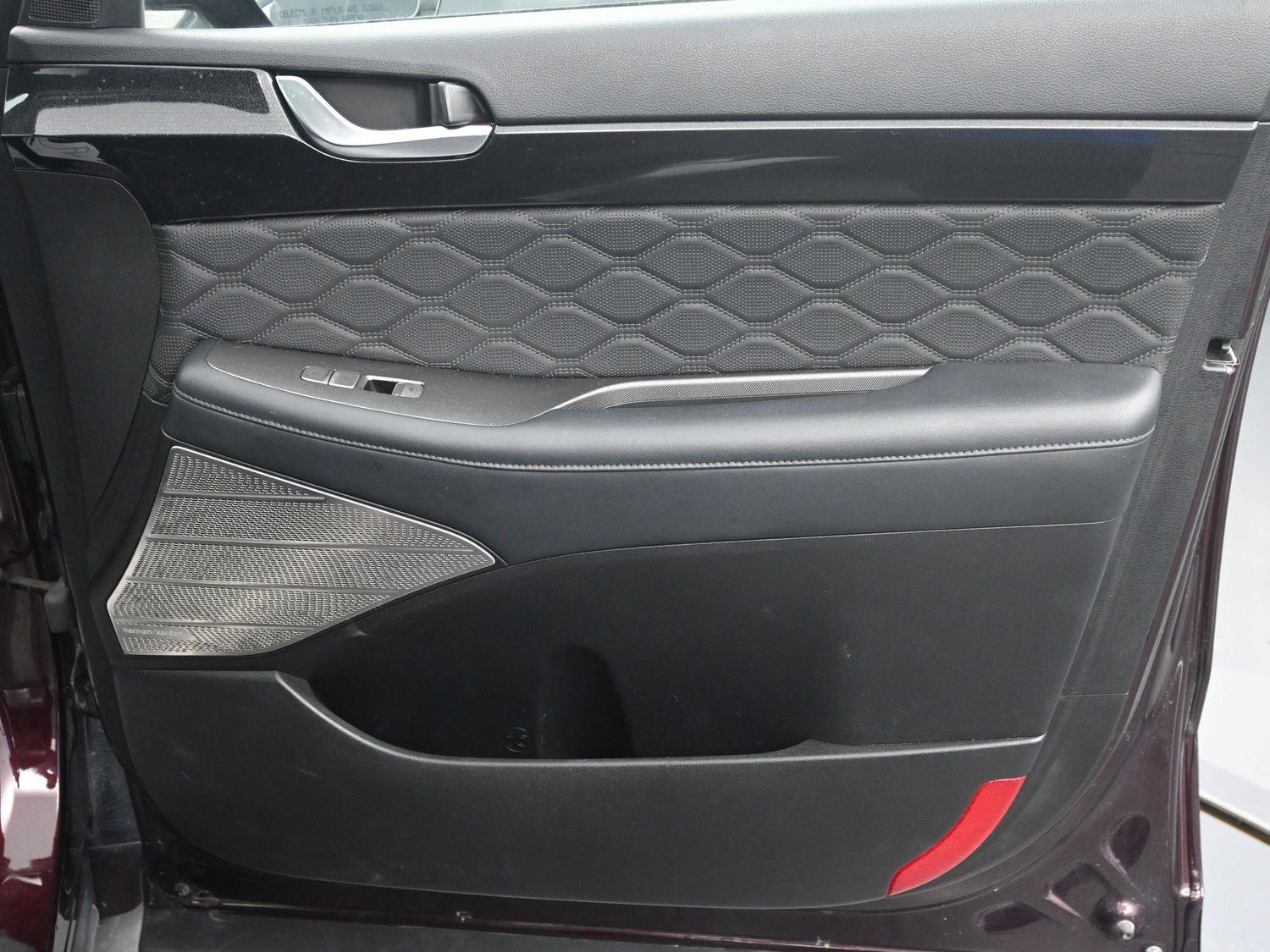 Used 2020 Sierra Burgundy Hyundai Limited image 8