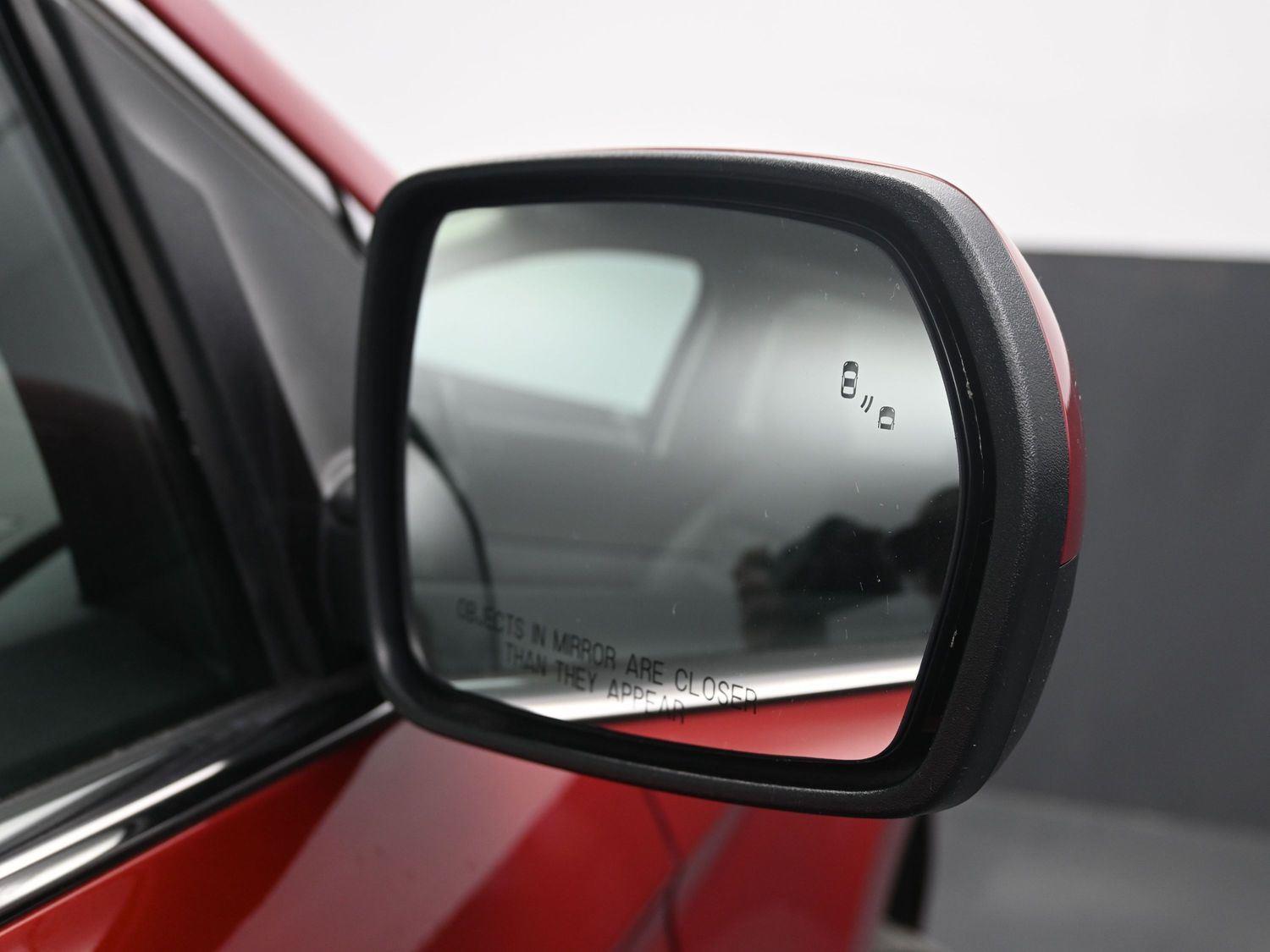 Used 2022 Rapid Red Metallic Tinted Clearcoat Ford SEL image 6