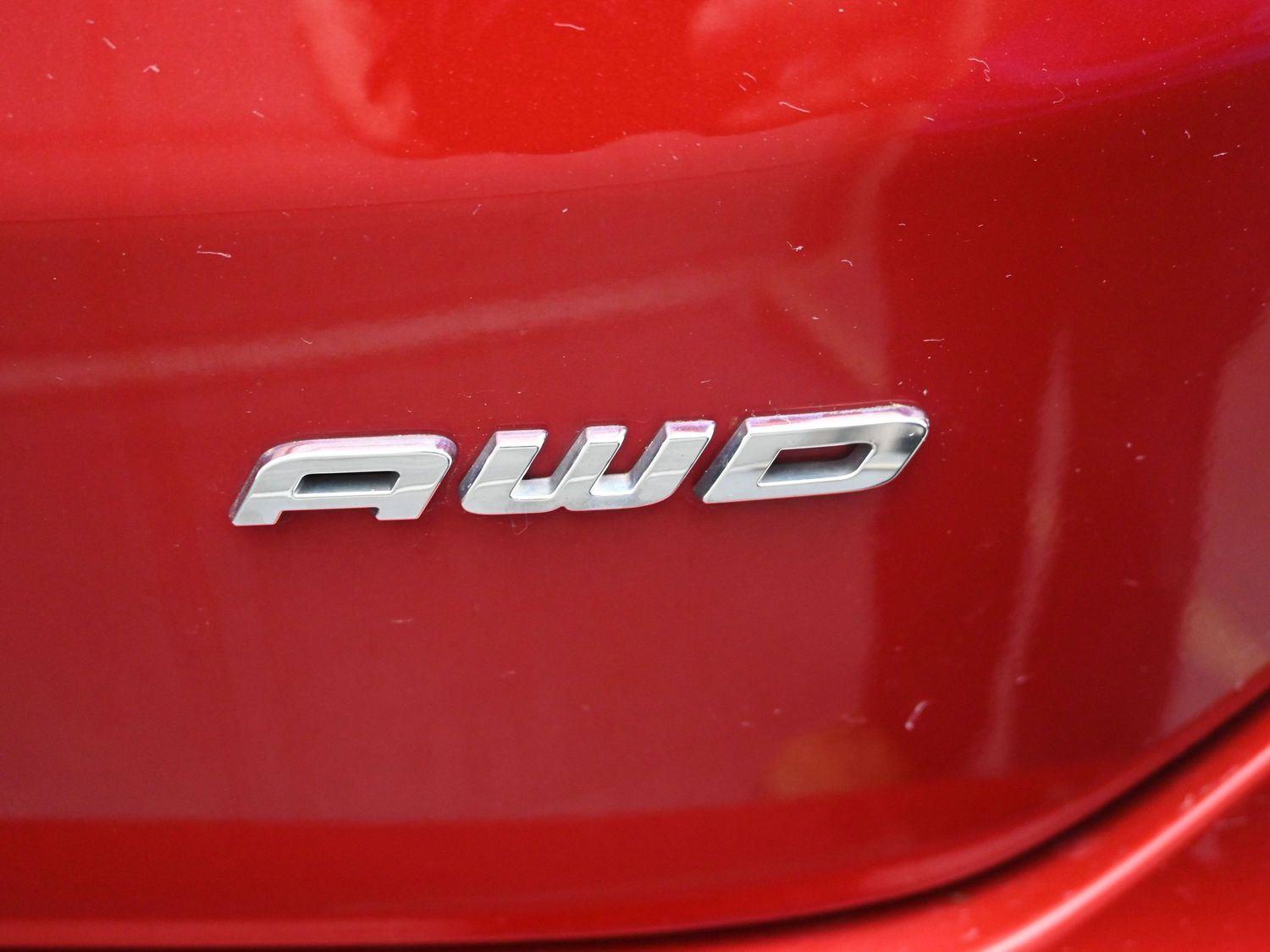 Used 2022 Rapid Red Metallic Tinted Clearcoat Ford SEL image 13