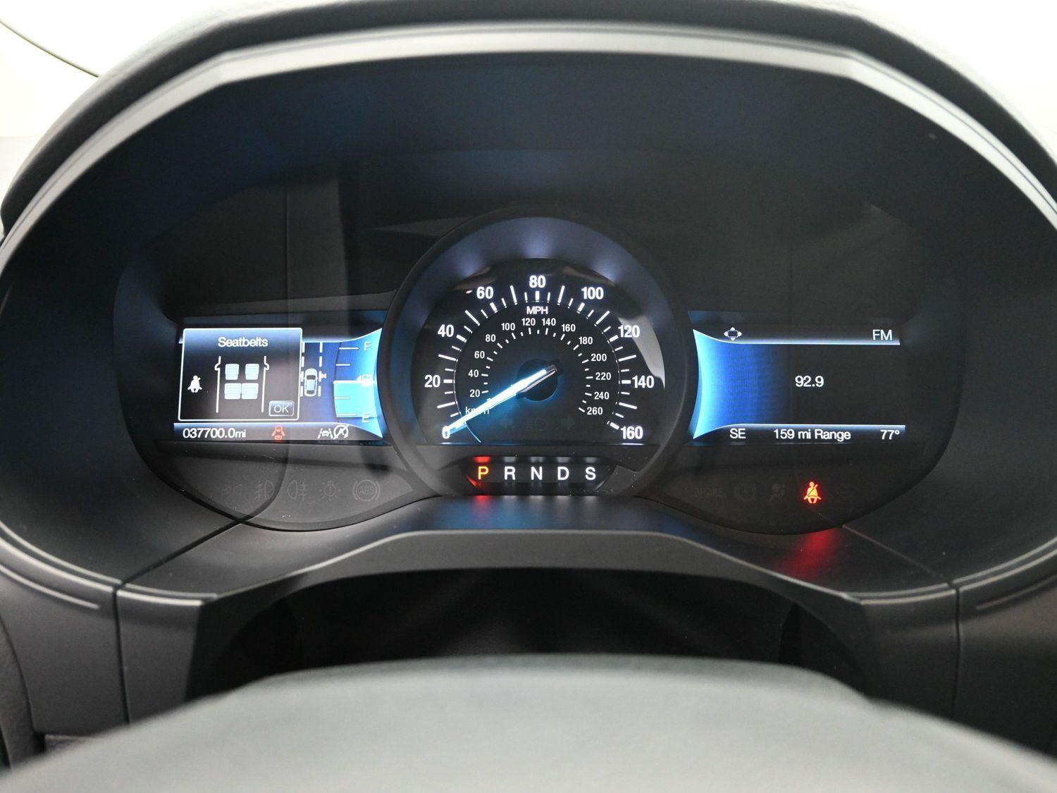 Used 2022 Rapid Red Metallic Tinted Clearcoat Ford SEL image 24