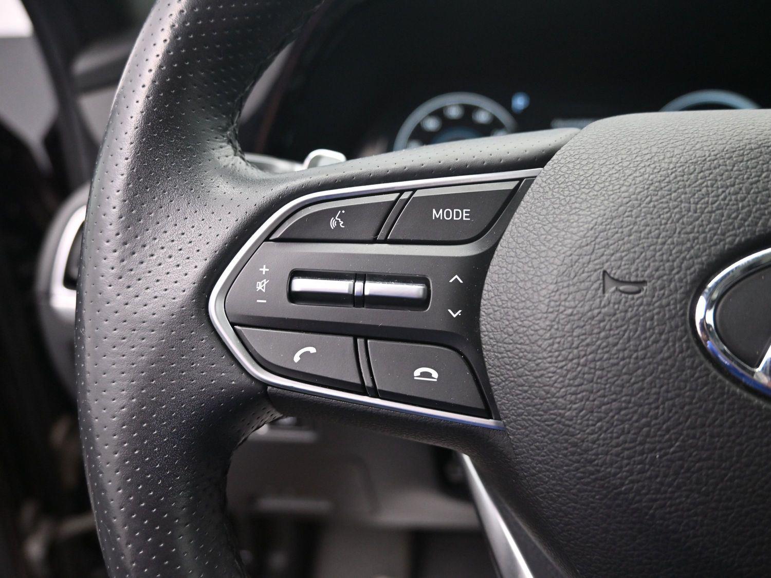 Used 2020 Sierra Burgundy Hyundai Limited image 25