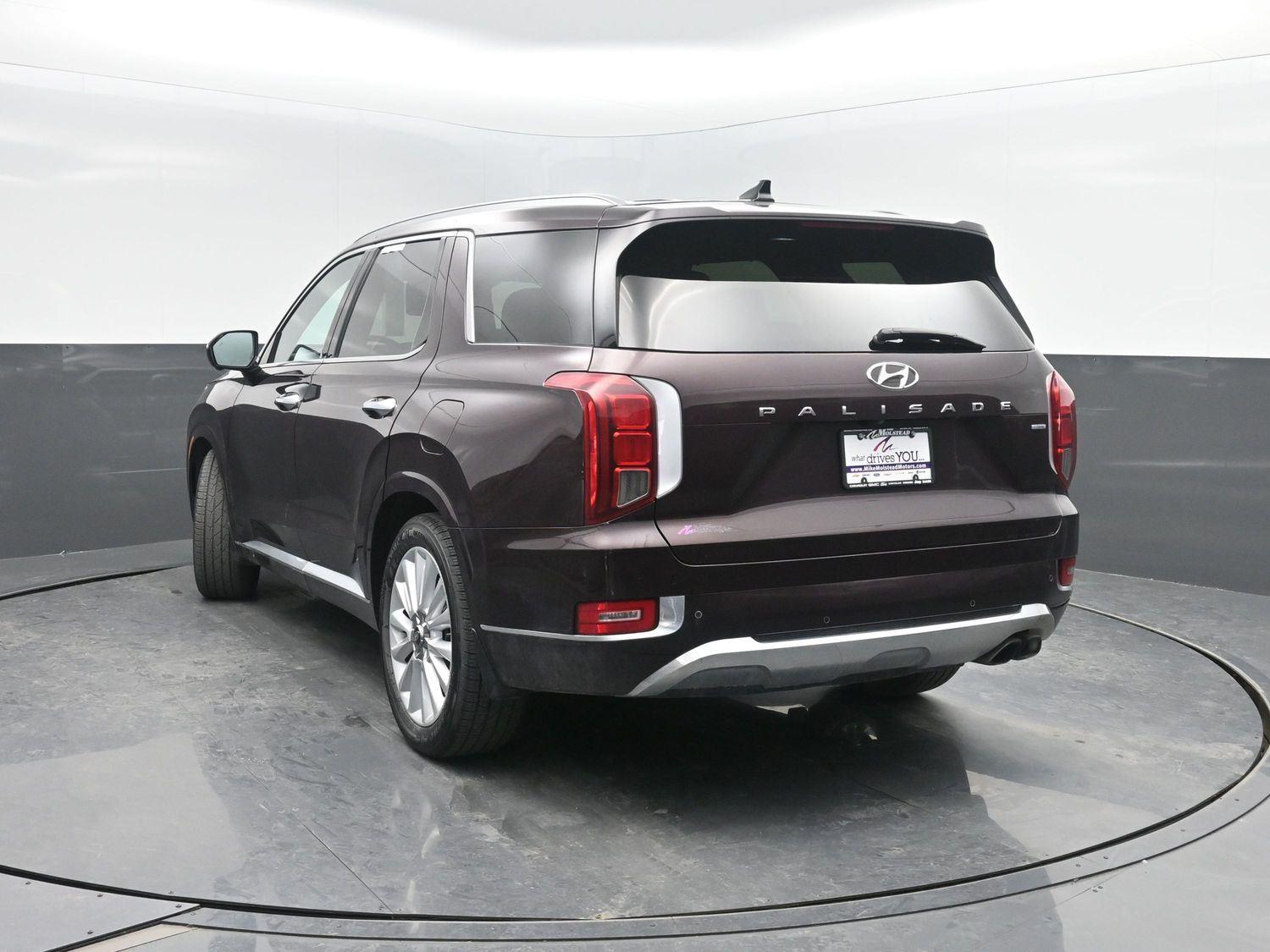 Used 2020 Sierra Burgundy Hyundai Limited image 45
