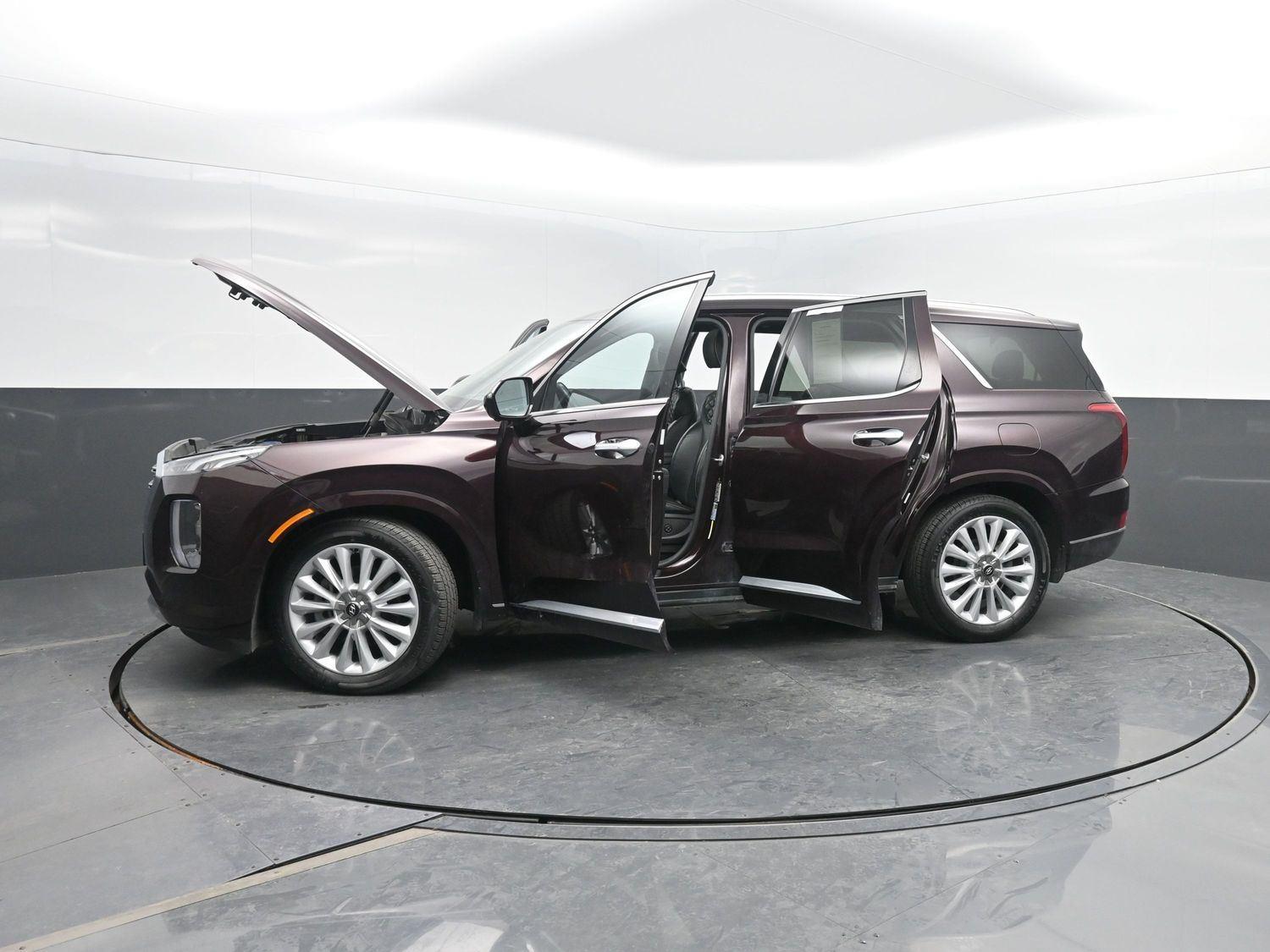 Used 2020 Sierra Burgundy Hyundai Limited image 50