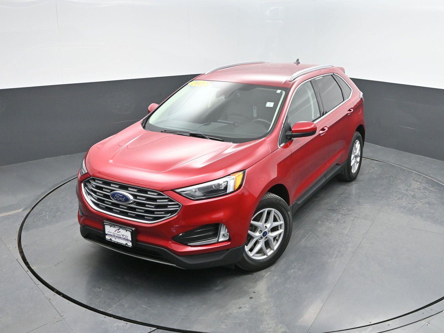 Used 2022 Rapid Red Metallic Tinted Clearcoat Ford SEL image 36