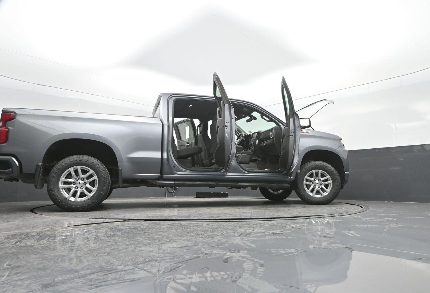 Used 2021 Satin Steel Metallic Chevrolet RST image 50