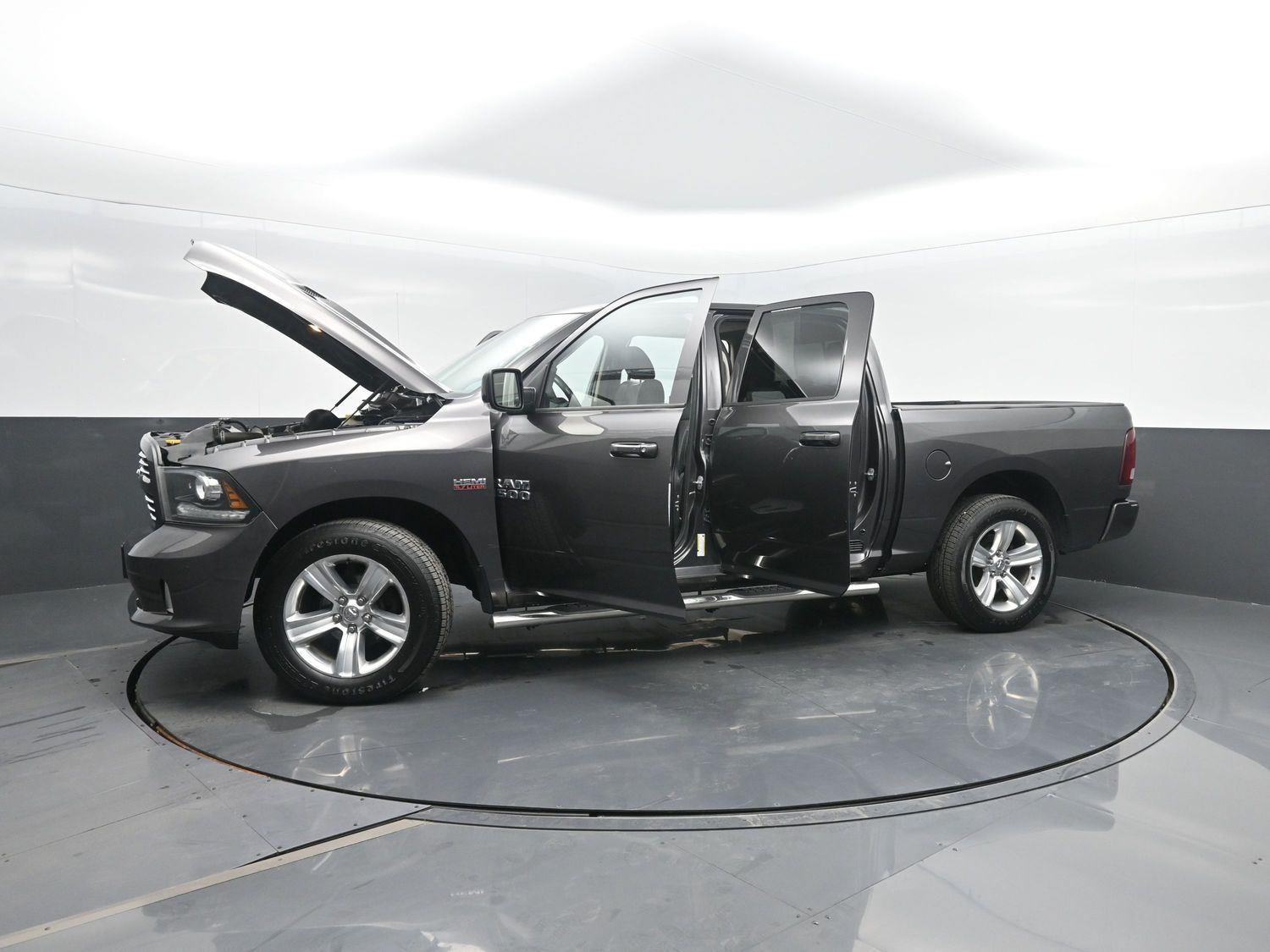 Used 2015 Granite Crystal Metallic Clearcoat Ram Sport image 48