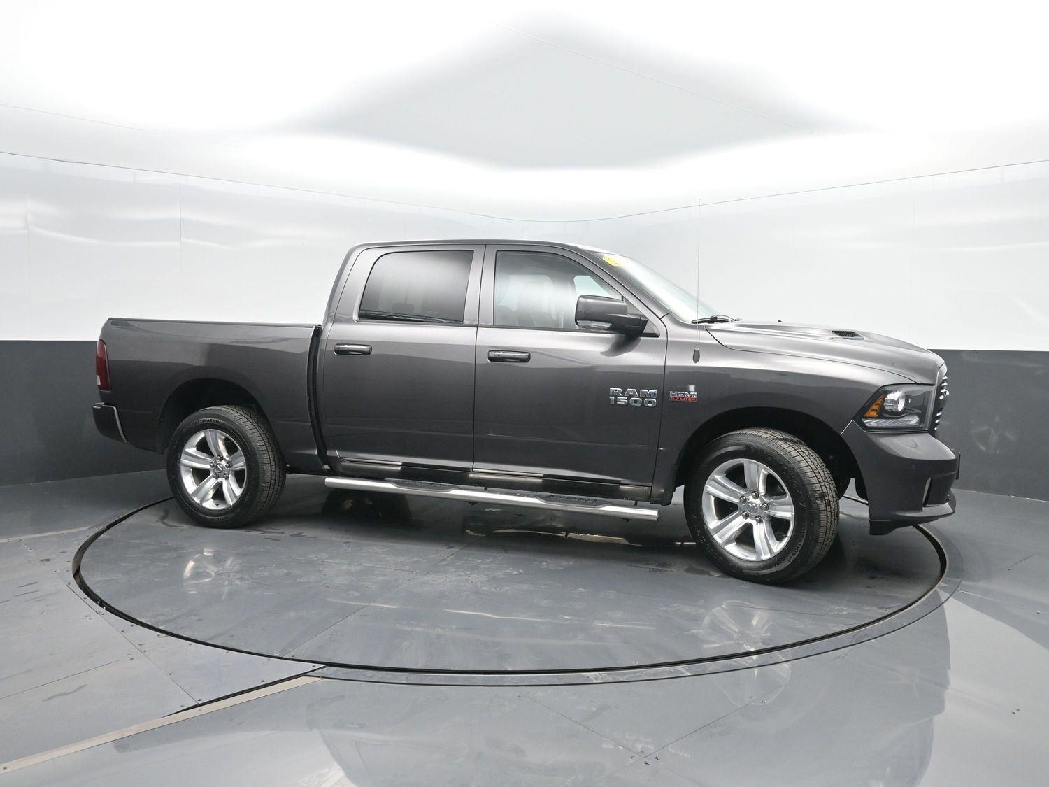 Used 2015 Granite Crystal Metallic Clearcoat Ram Sport image 3