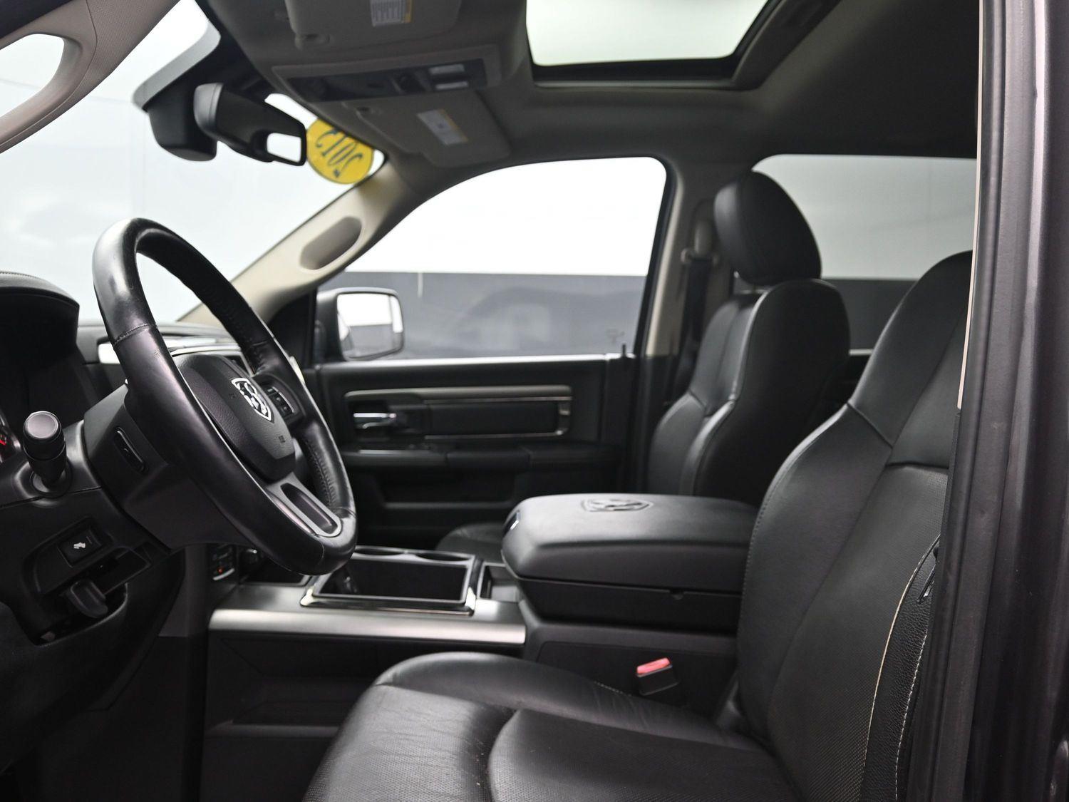 Used 2015 Granite Crystal Metallic Clearcoat Ram Sport image 20